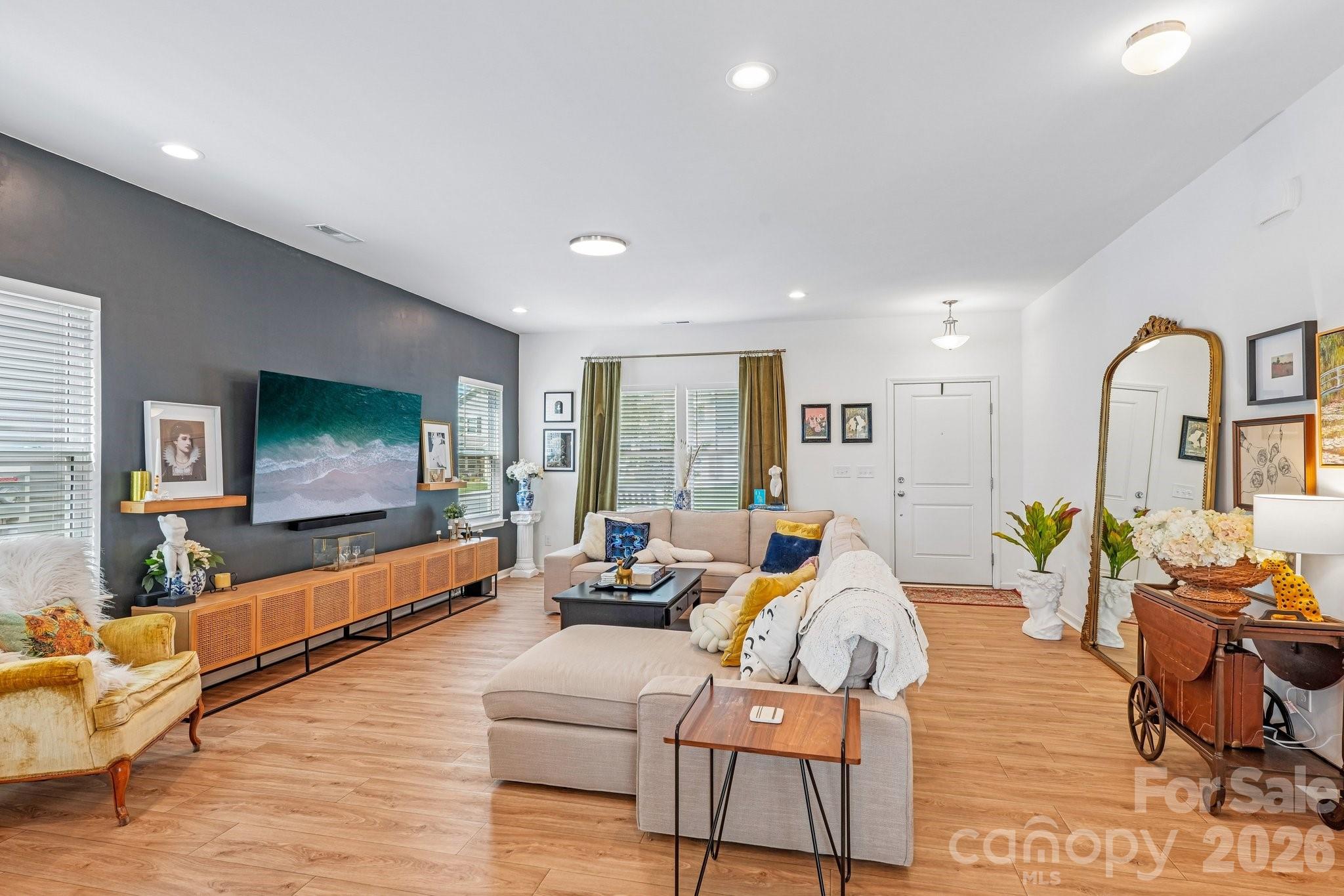 817 Alexander Commons Drive — Monroe