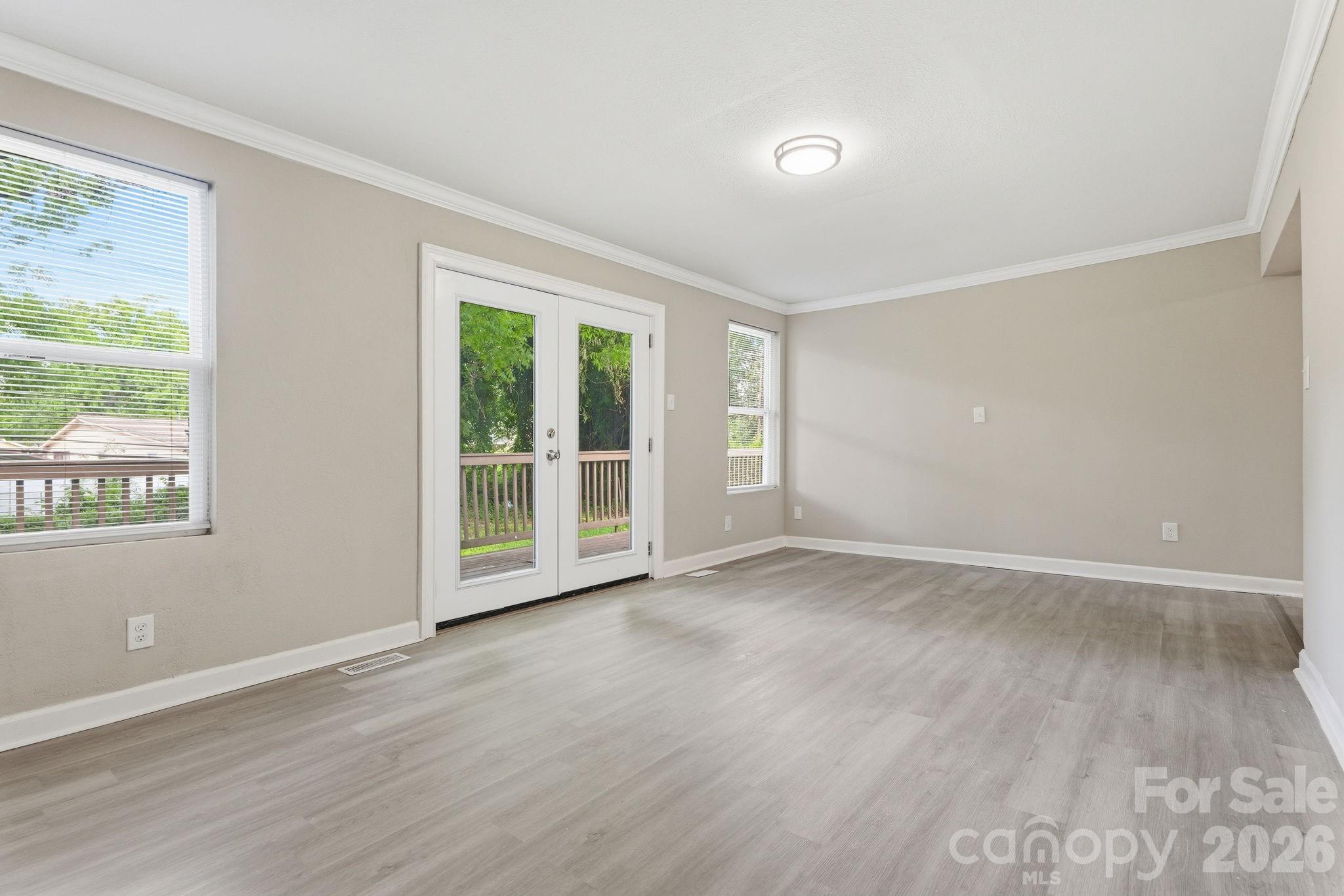 810 Echo Glen Road — Charlotte