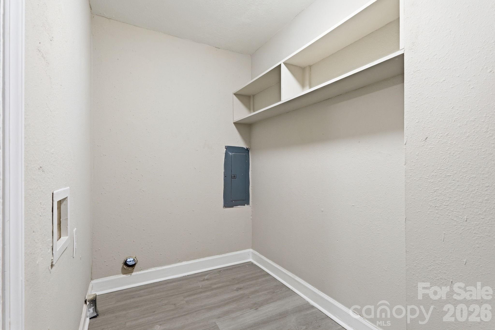 810 Echo Glen Road — Charlotte