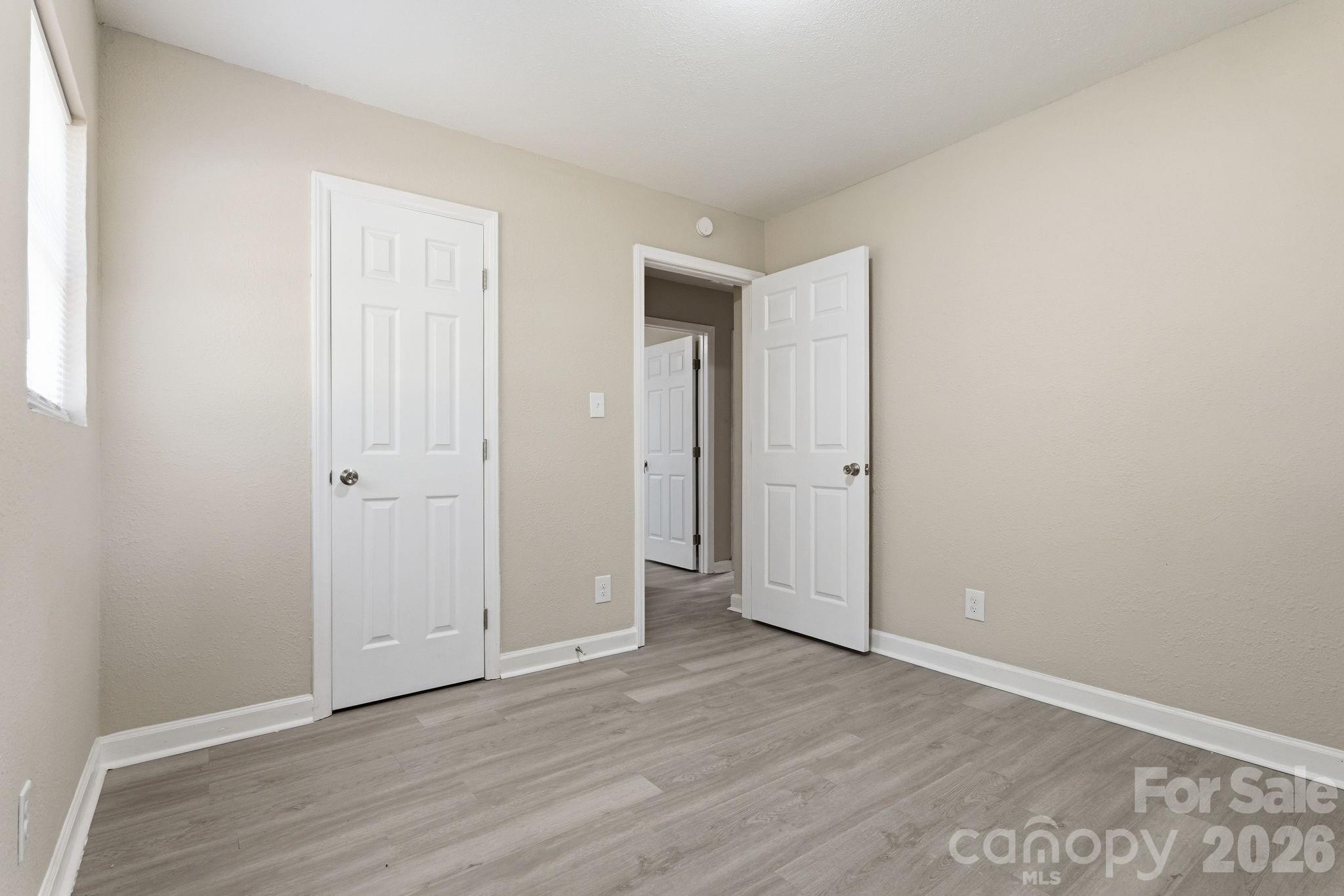 810 Echo Glen Road — Charlotte