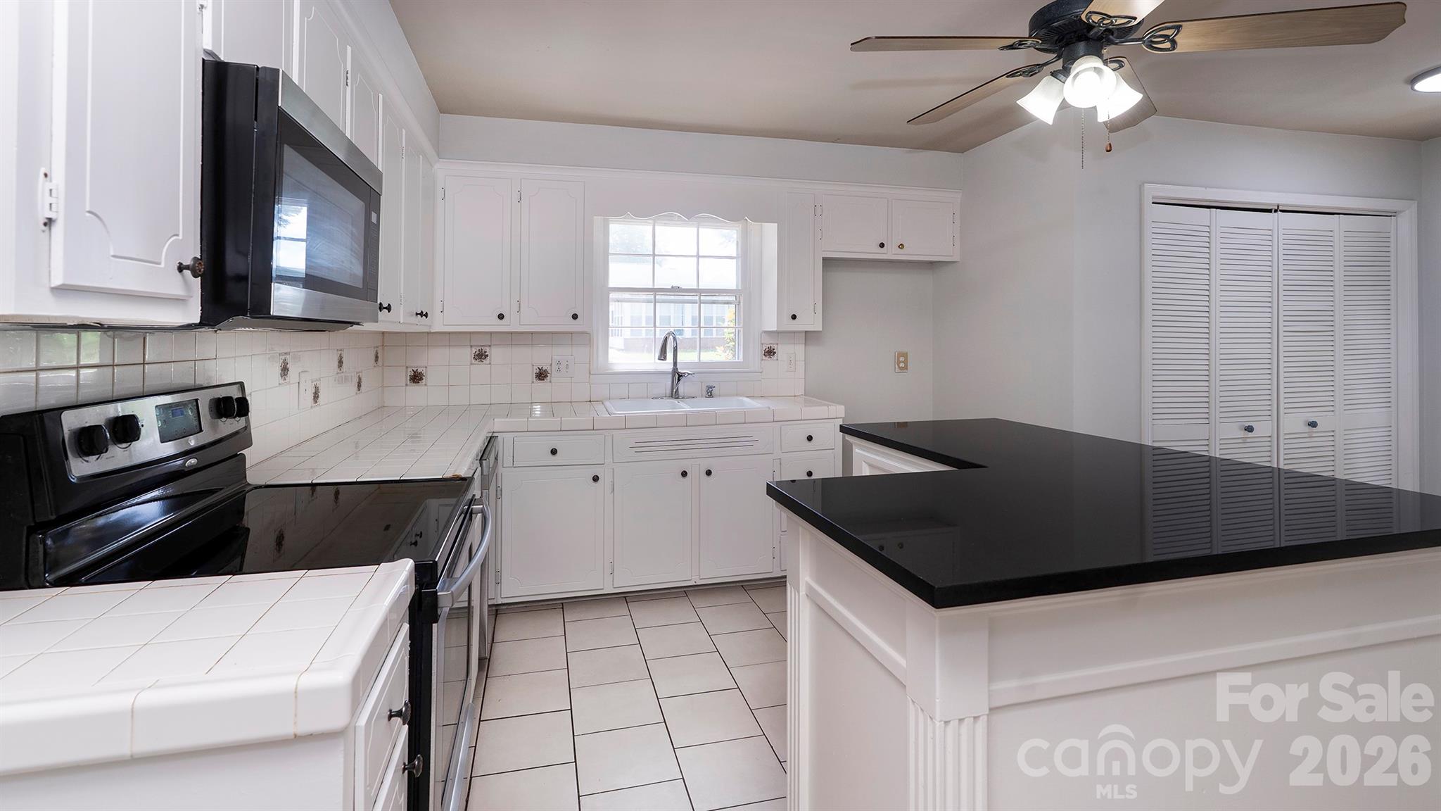 4325 Shea Lane — Mint Hill