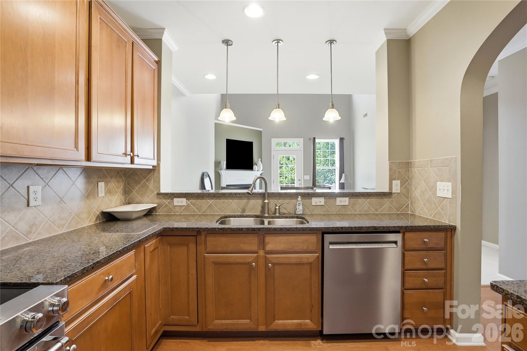2084 Calloway Pines Drive — Tega Cay