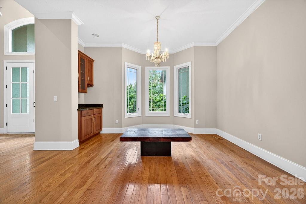 94 Oak Hollow Drive — Asheville