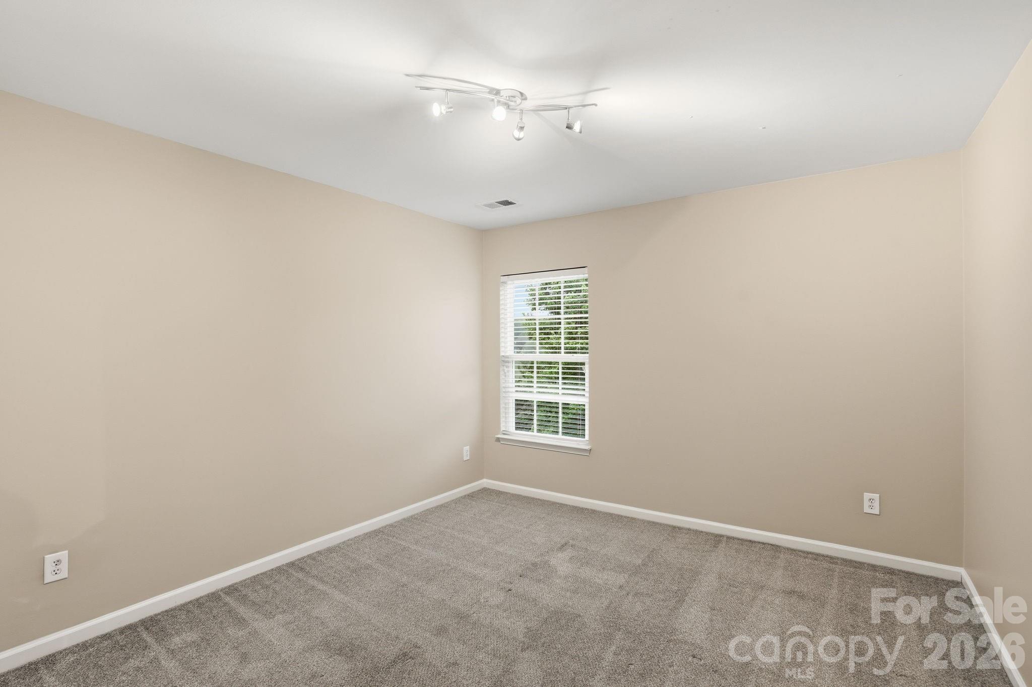 6427 Hermsley Road — Charlotte