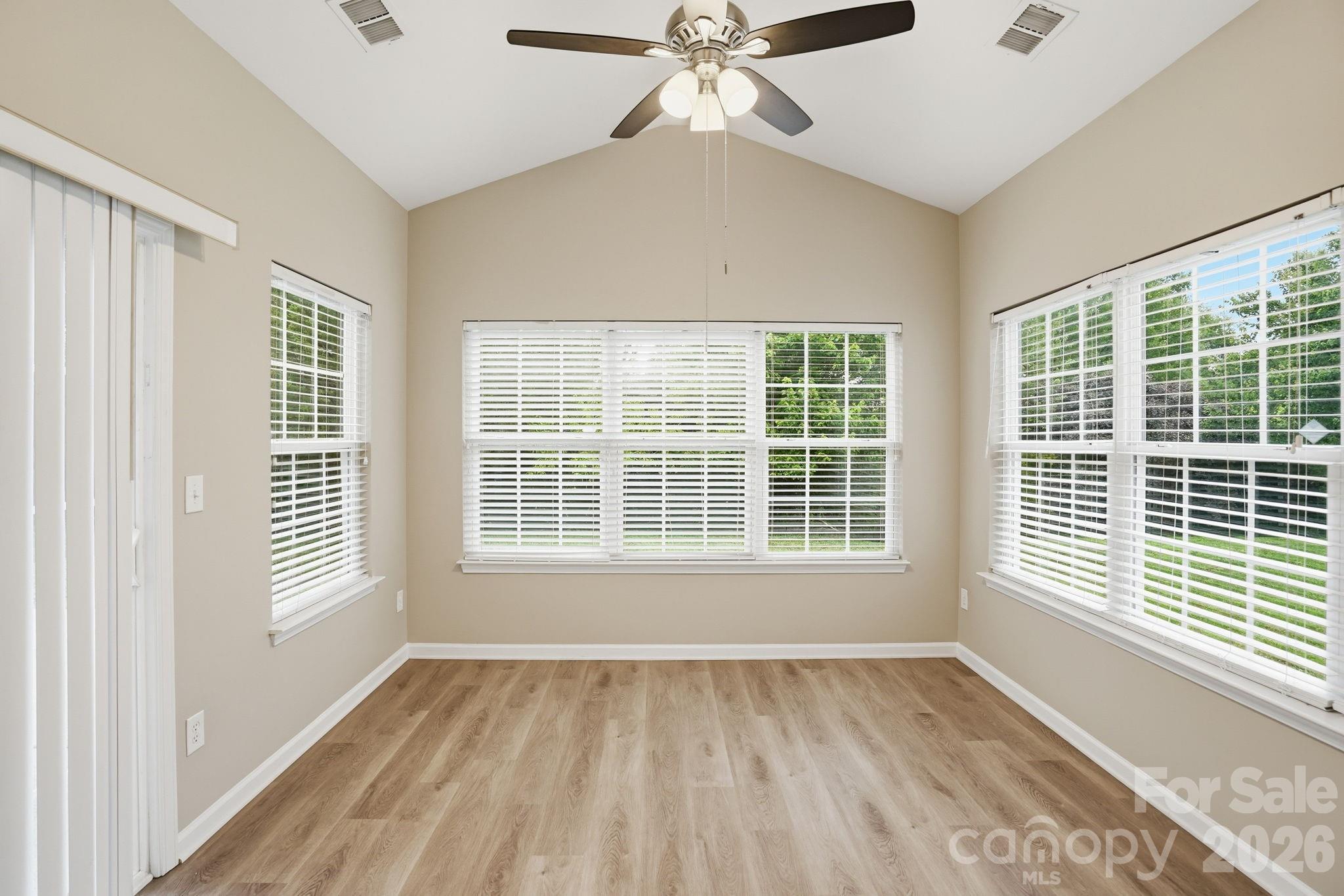 6427 Hermsley Road — Charlotte
