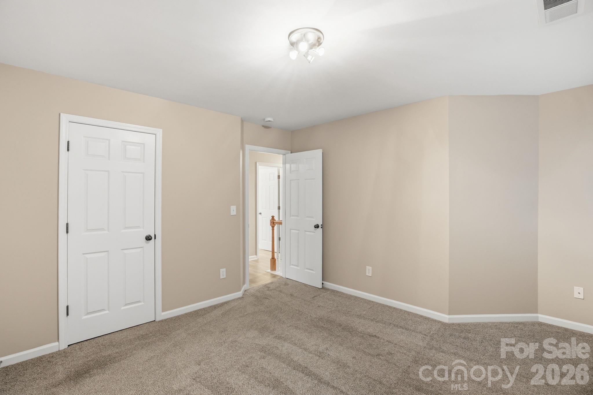 6427 Hermsley Road — Charlotte