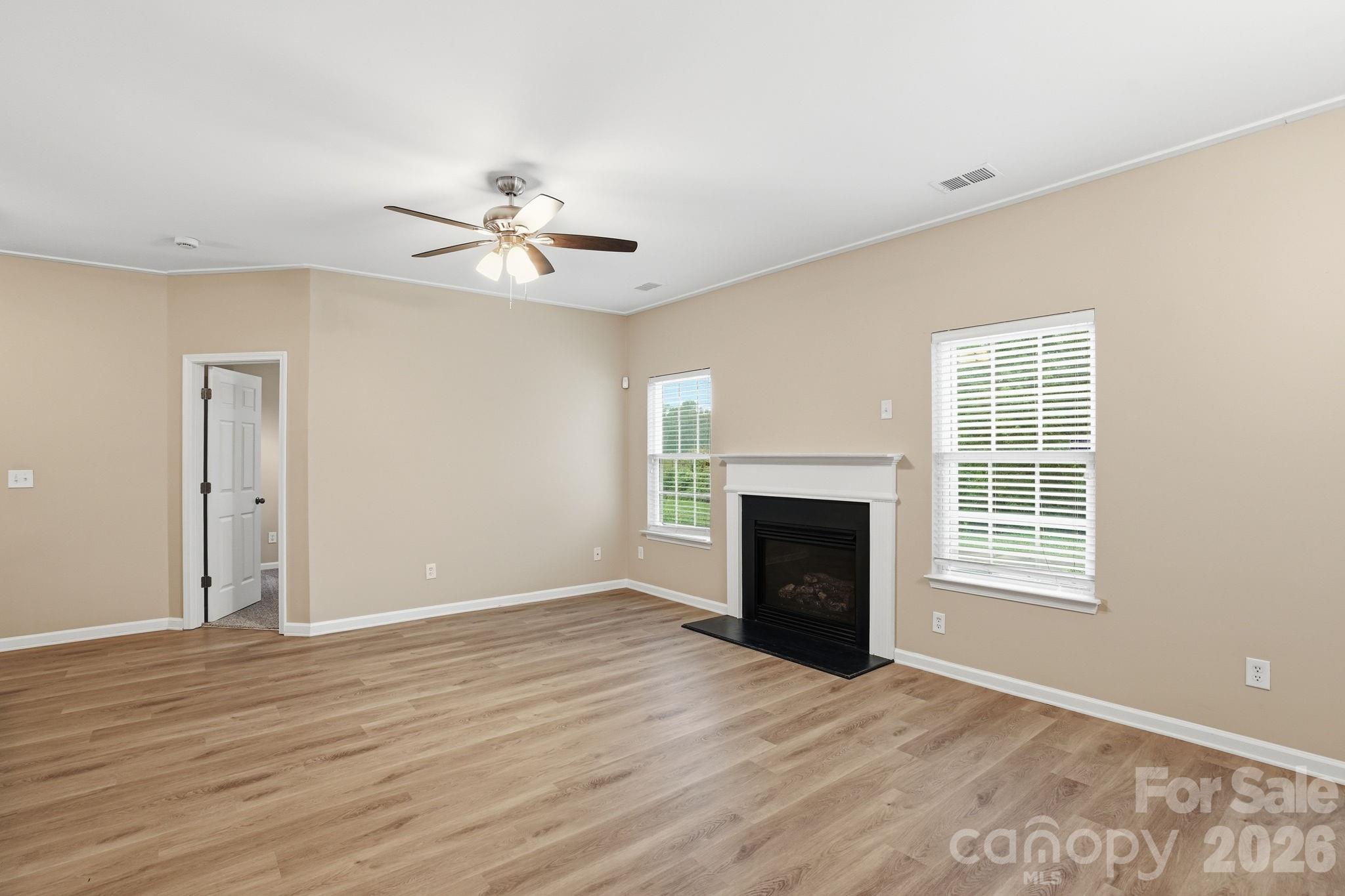 6427 Hermsley Road — Charlotte