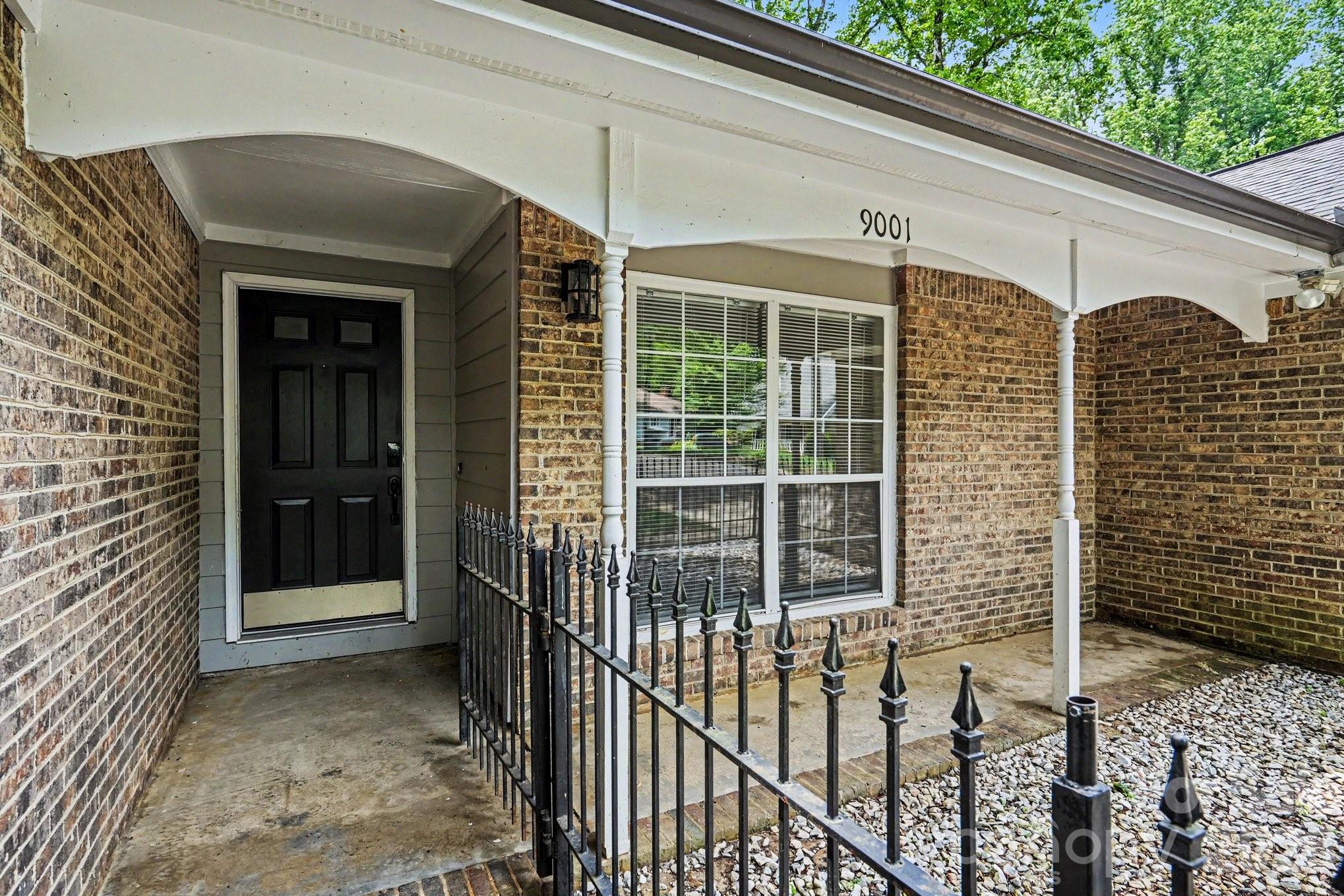 9001 Louvaine Drive — Charlotte