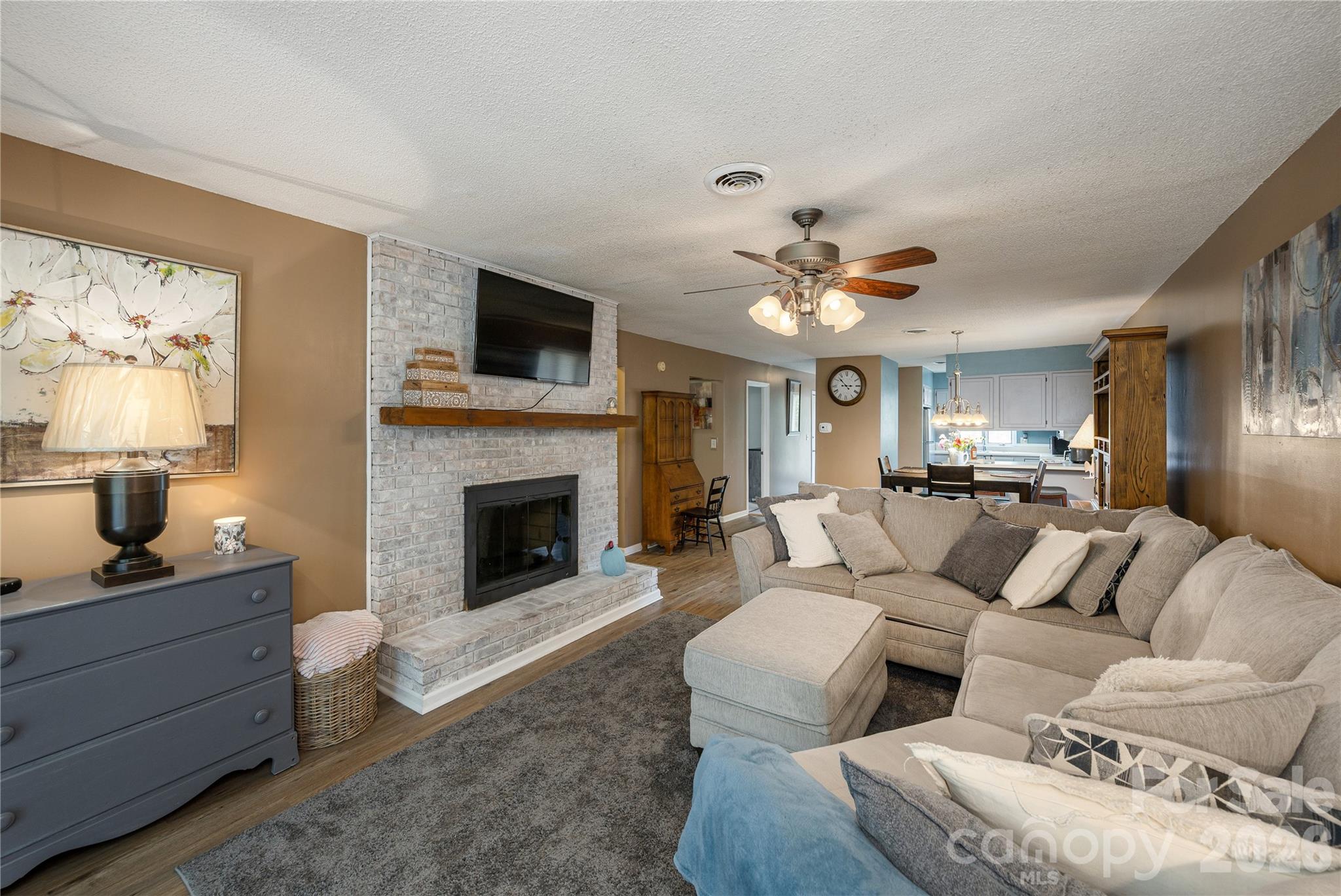 580 Britton Creek Drive — Hendersonville