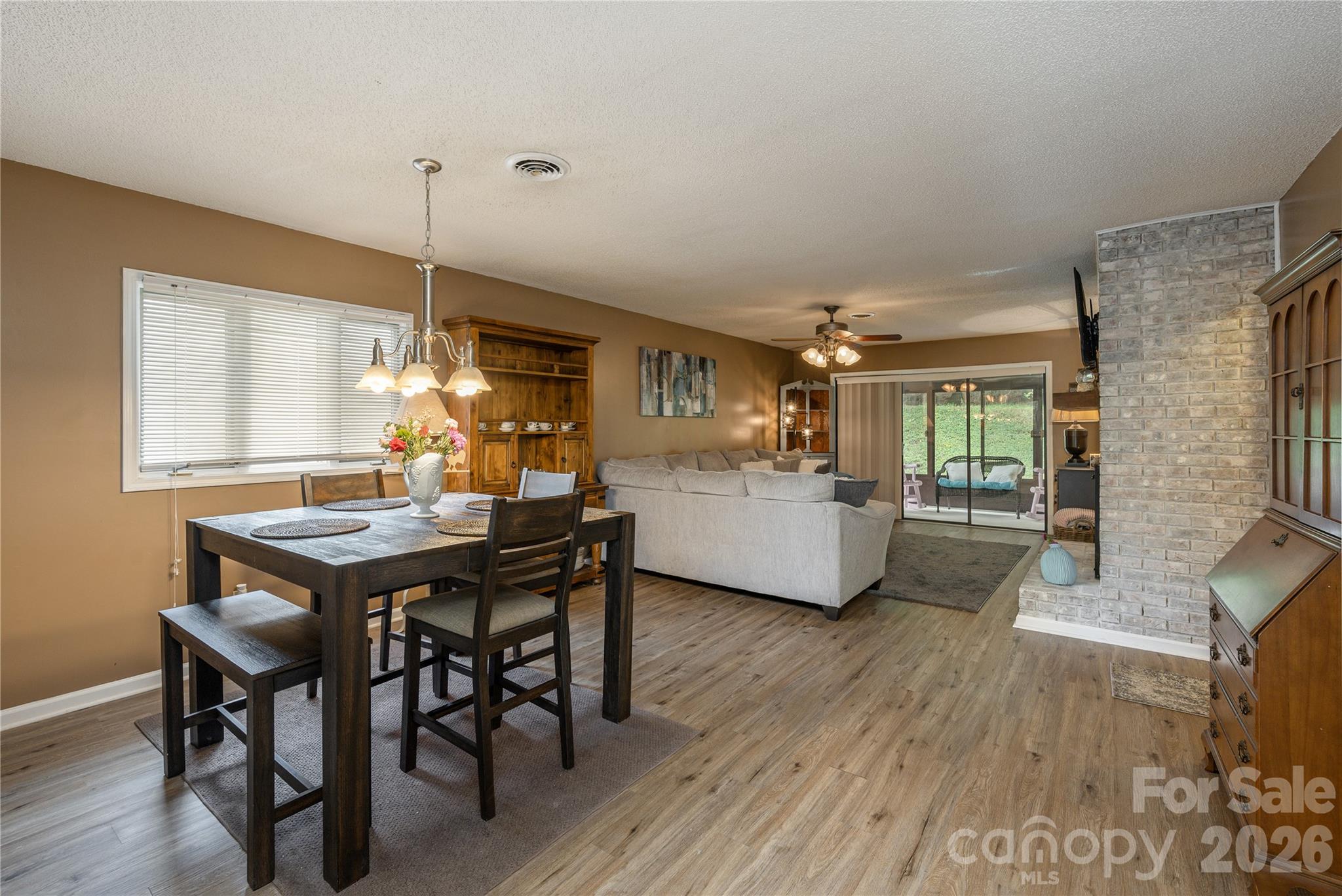 580 Britton Creek Drive — Hendersonville