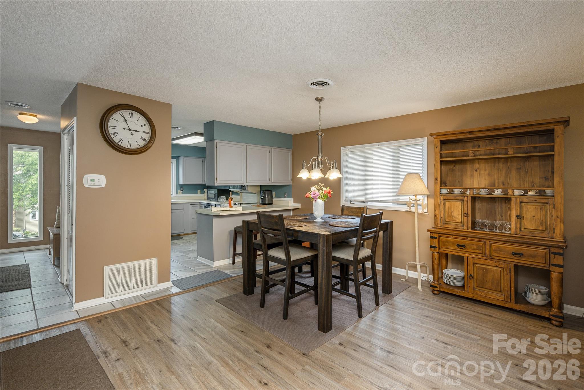 580 Britton Creek Drive — Hendersonville