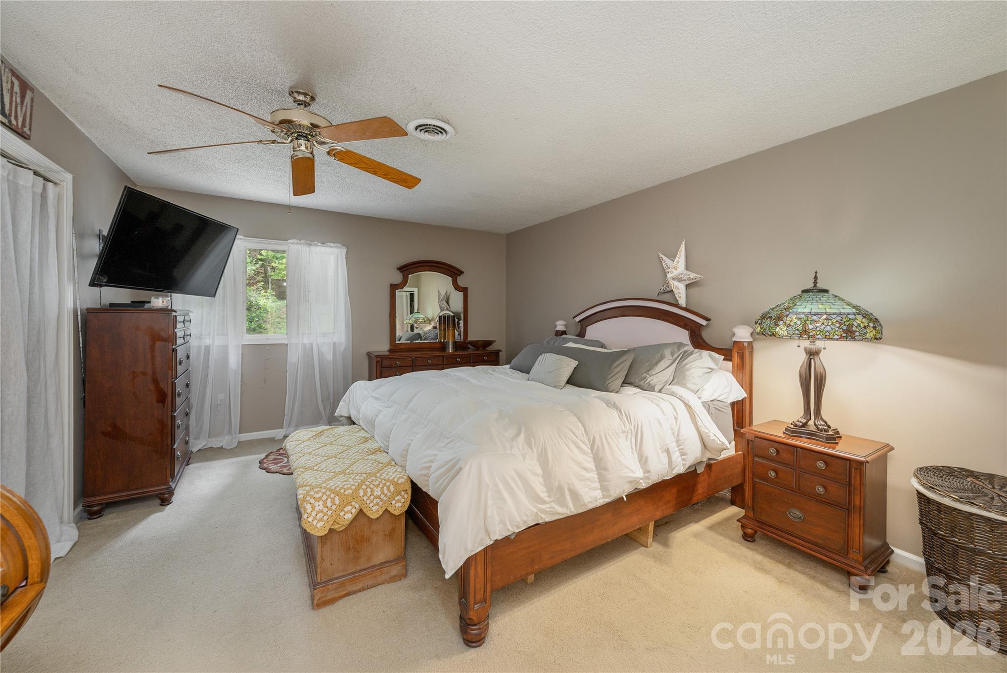 580 Britton Creek Drive — Hendersonville