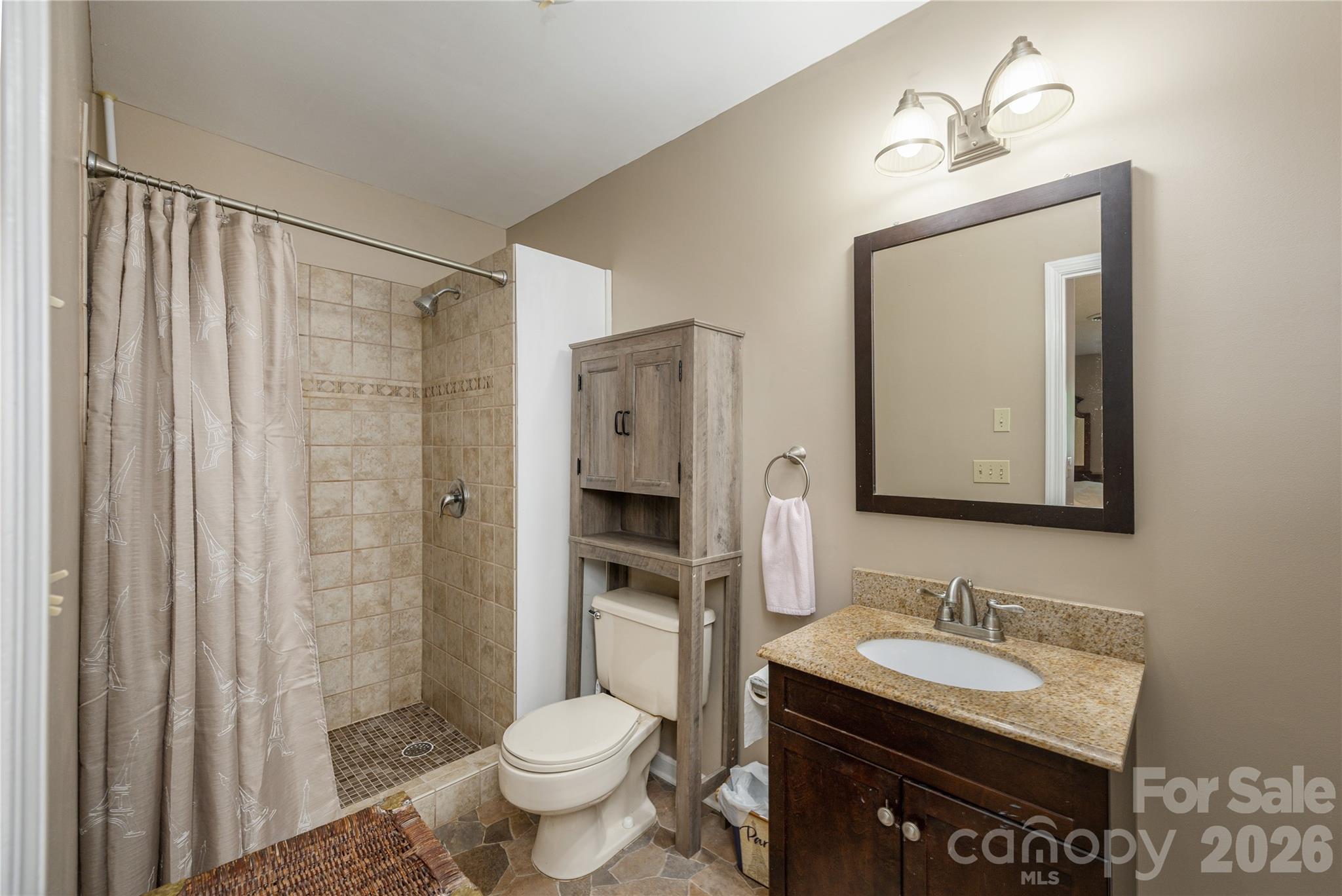 580 Britton Creek Drive — Hendersonville