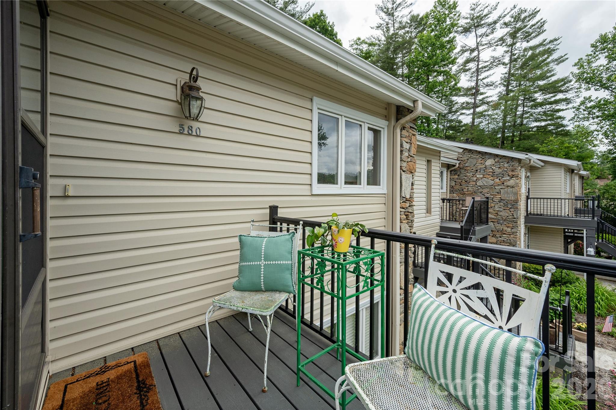 580 Britton Creek Drive — Hendersonville
