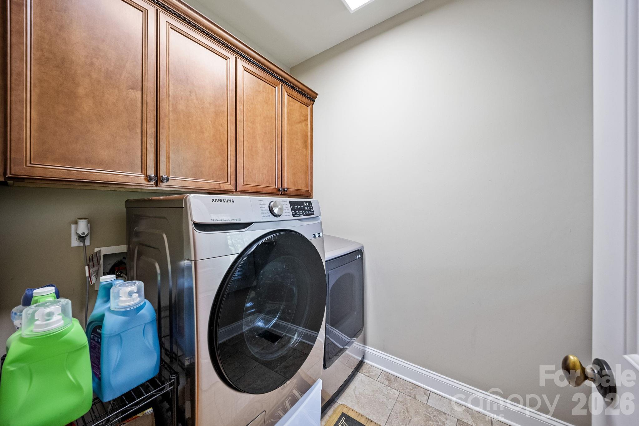 1311 Oak Grove Lane — Salisbury