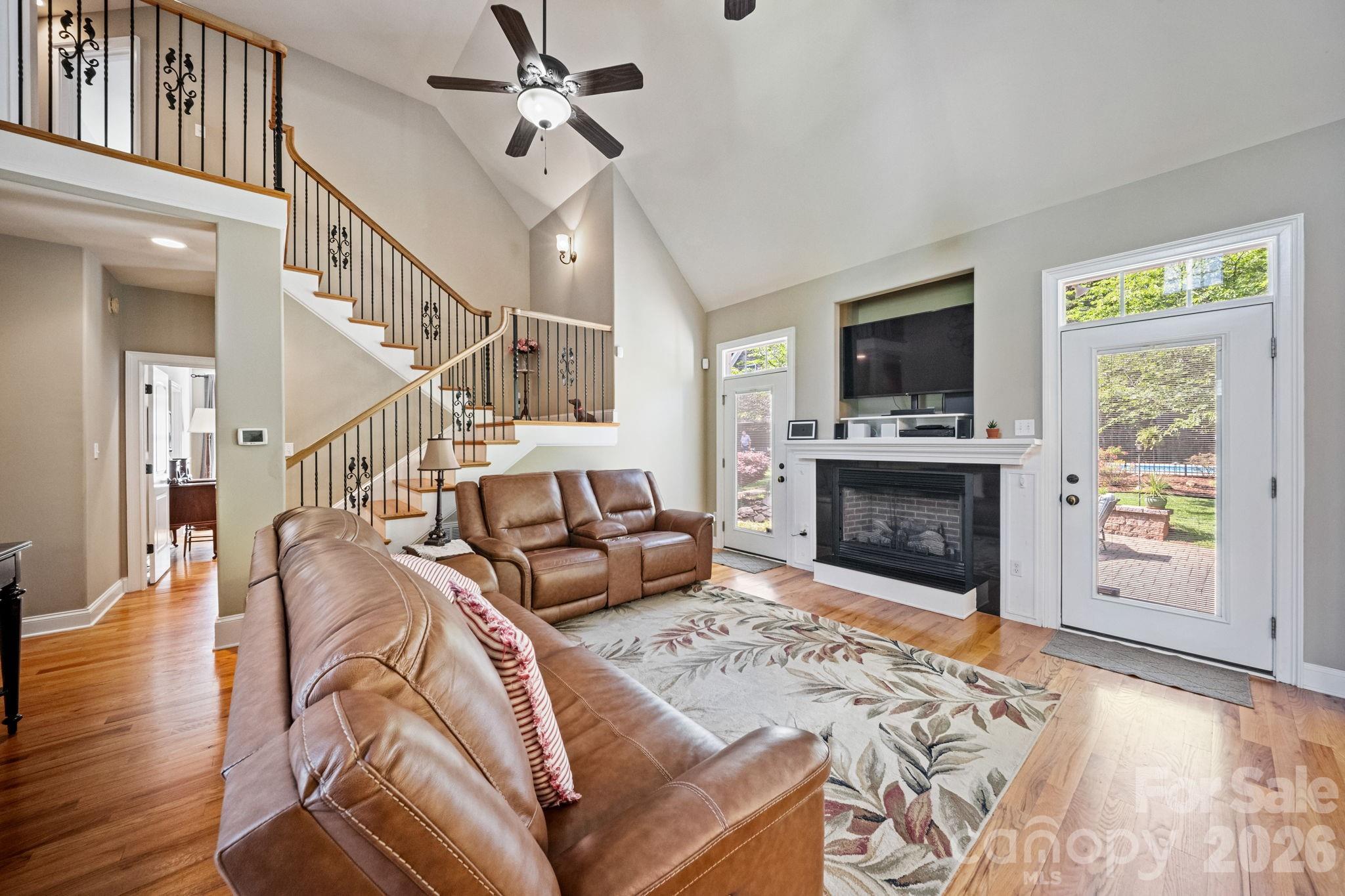 1311 Oak Grove Lane — Salisbury