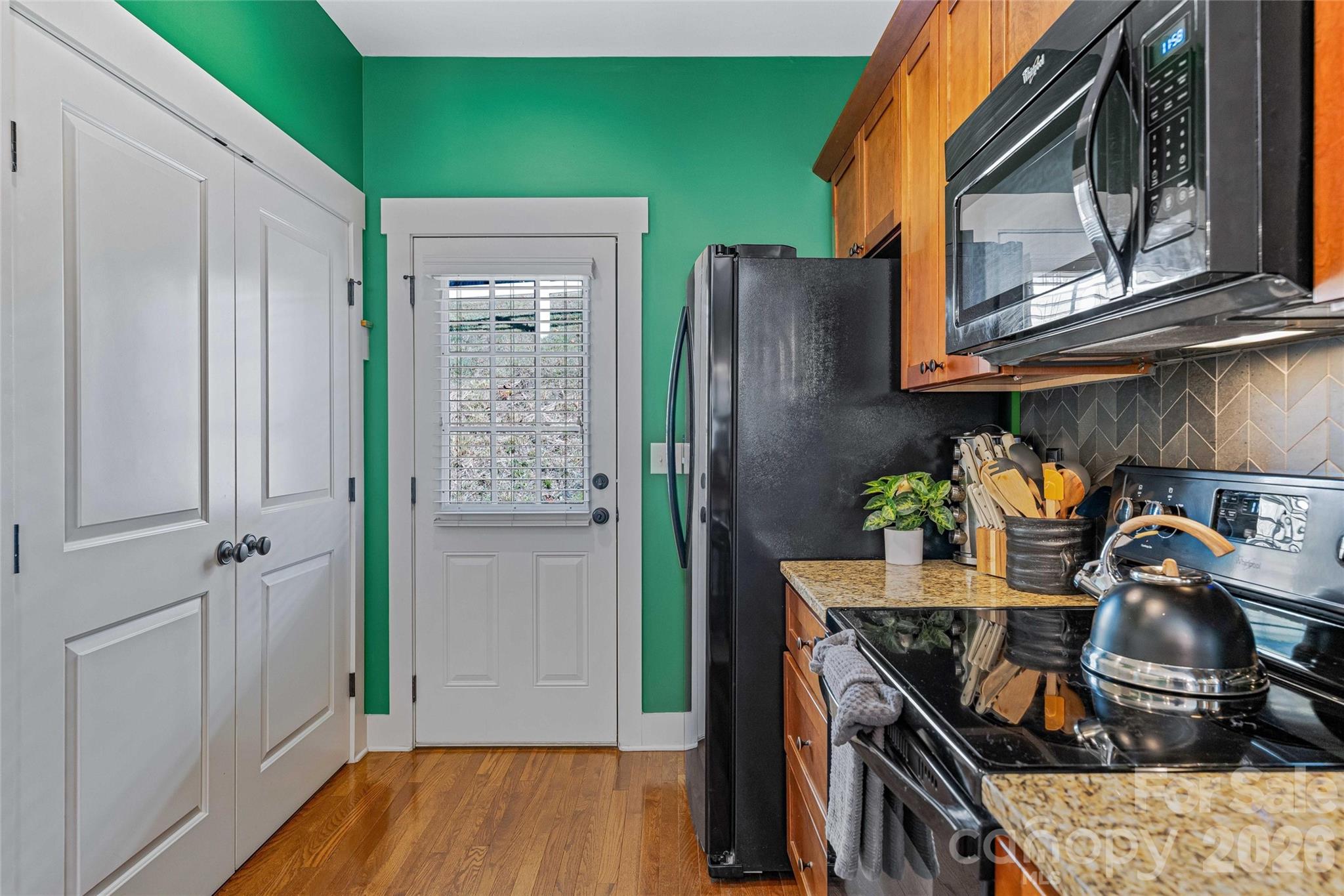 31 Byrdcliffe Lane — Asheville