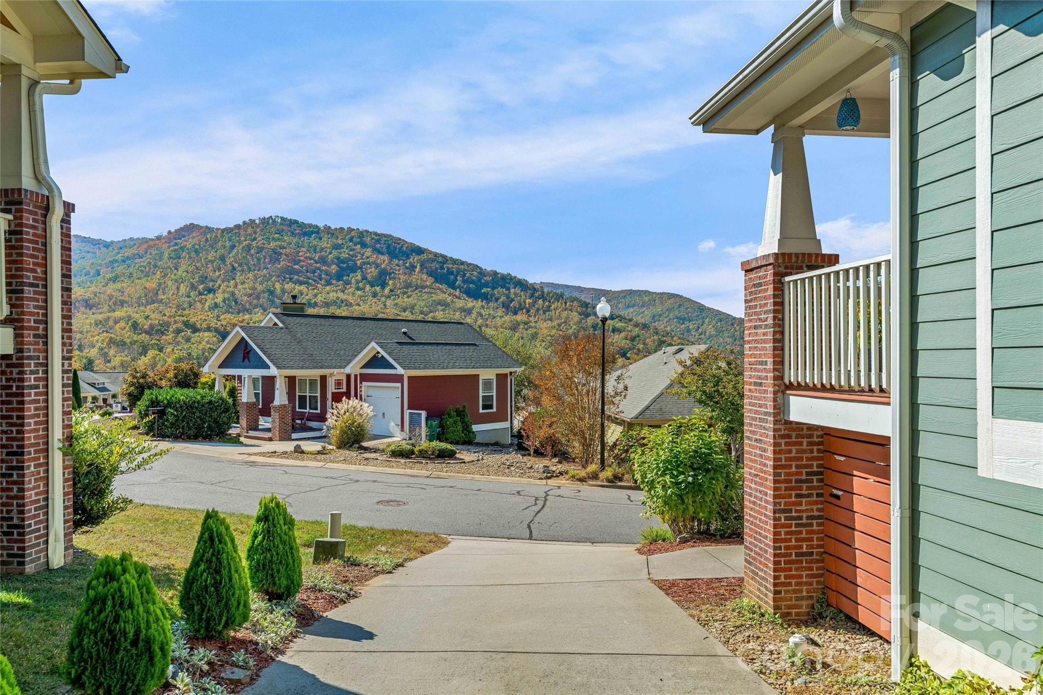 31 Byrdcliffe Lane — Asheville
