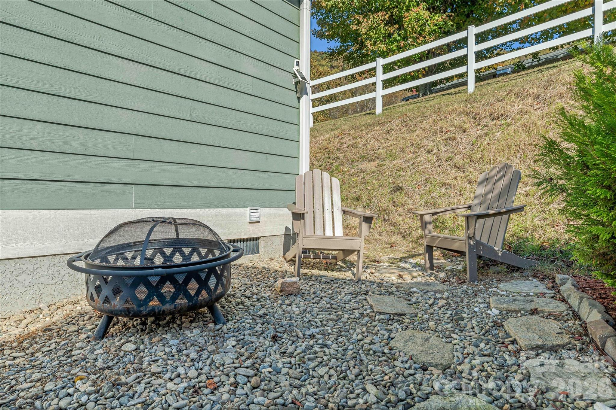 31 Byrdcliffe Lane — Asheville