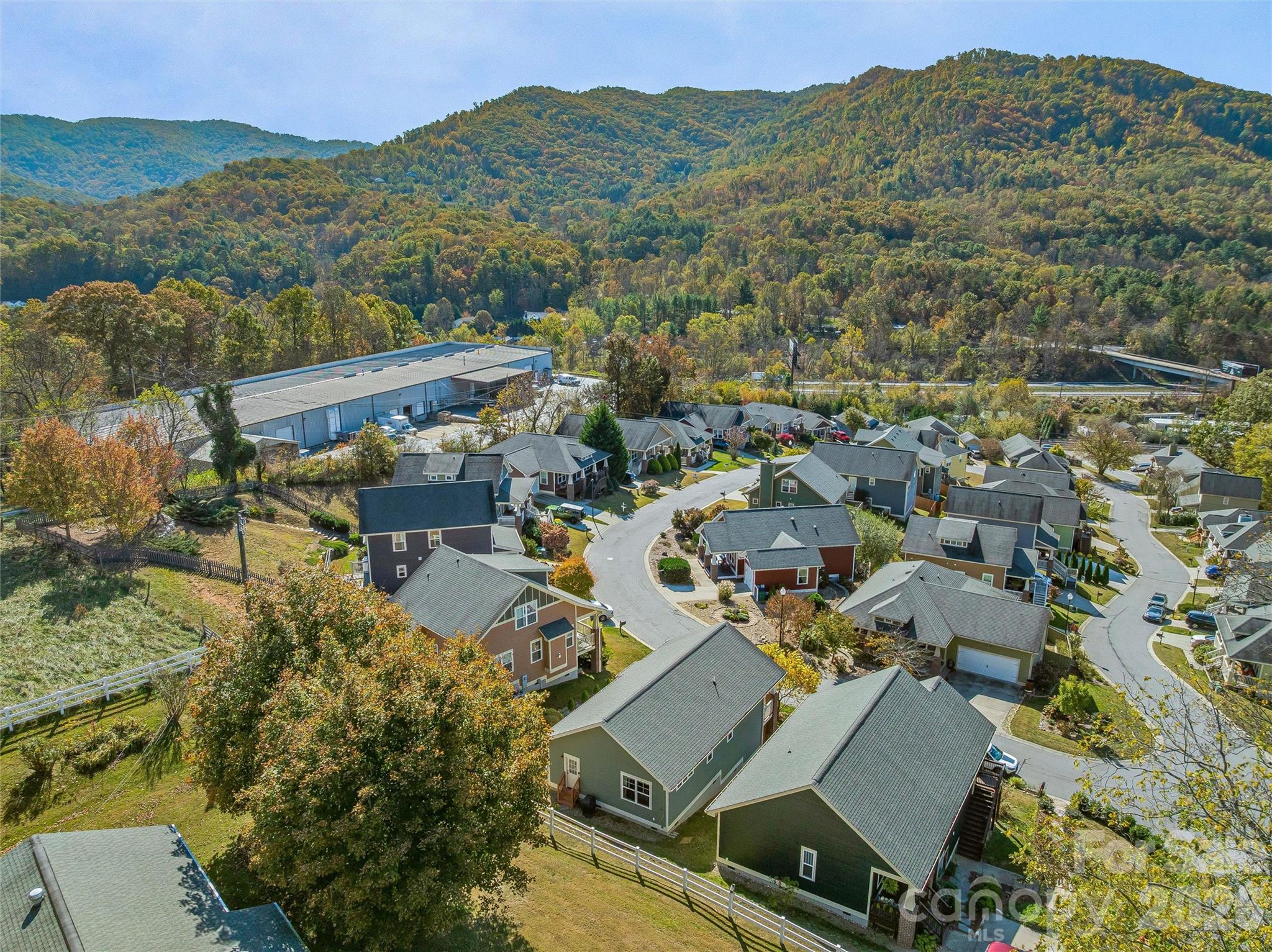 31 Byrdcliffe Lane — Asheville