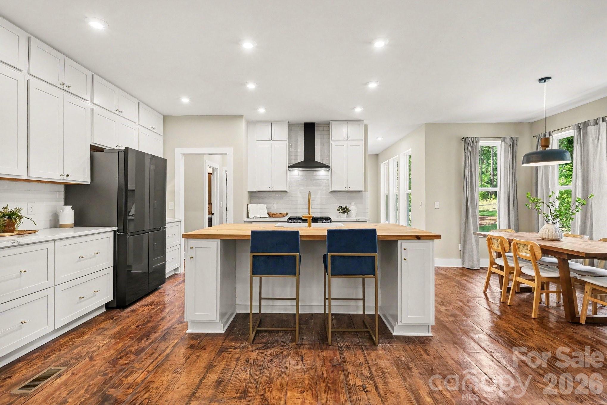 3401 Sherman Drive — Lancaster