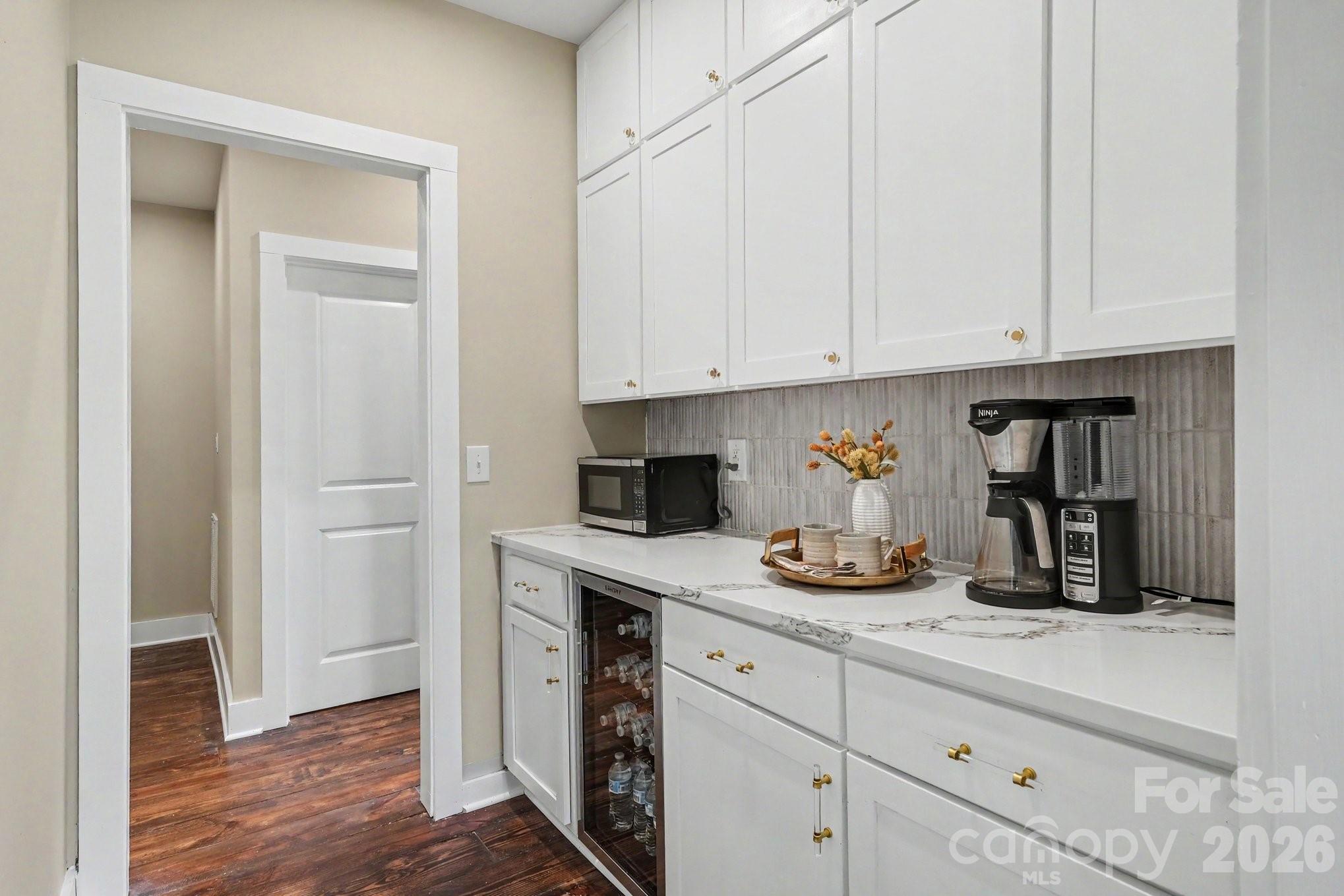 3401 Sherman Drive — Lancaster