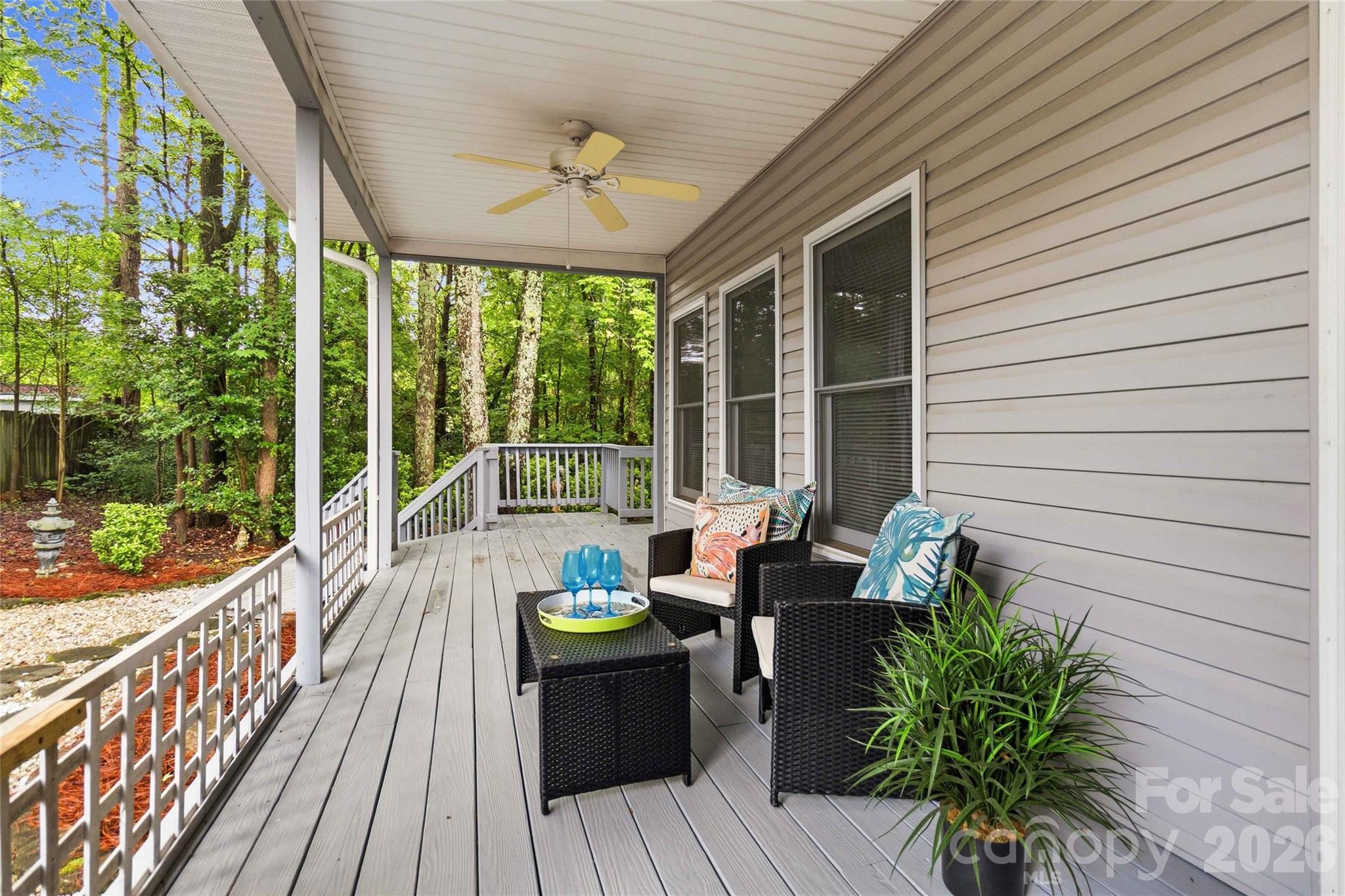325 Enchanted Drive — Matthews