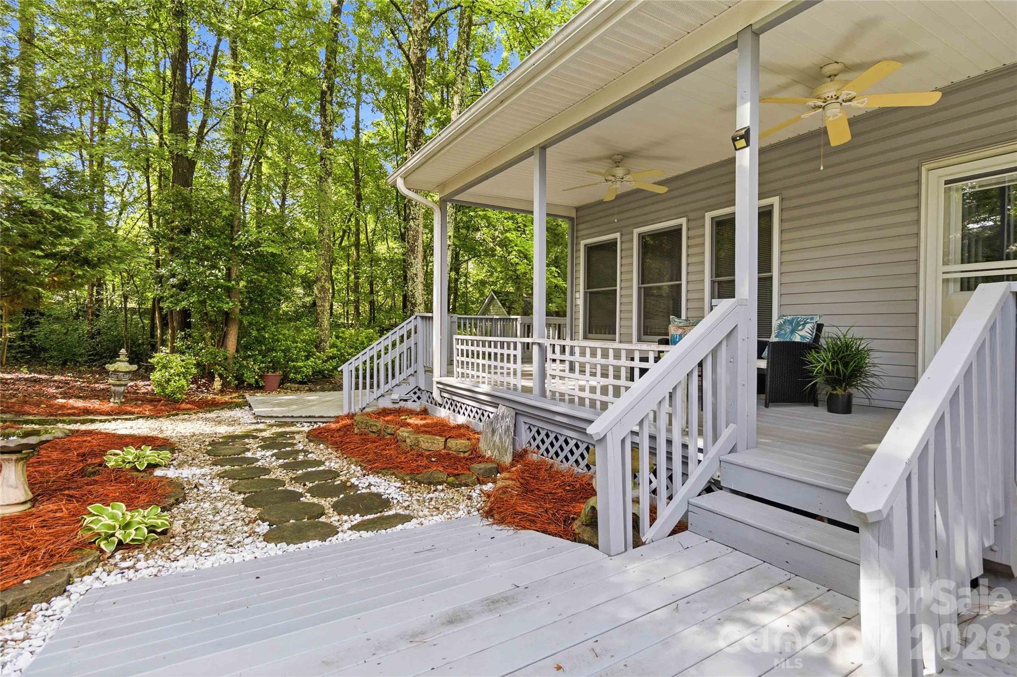 325 Enchanted Drive — Matthews