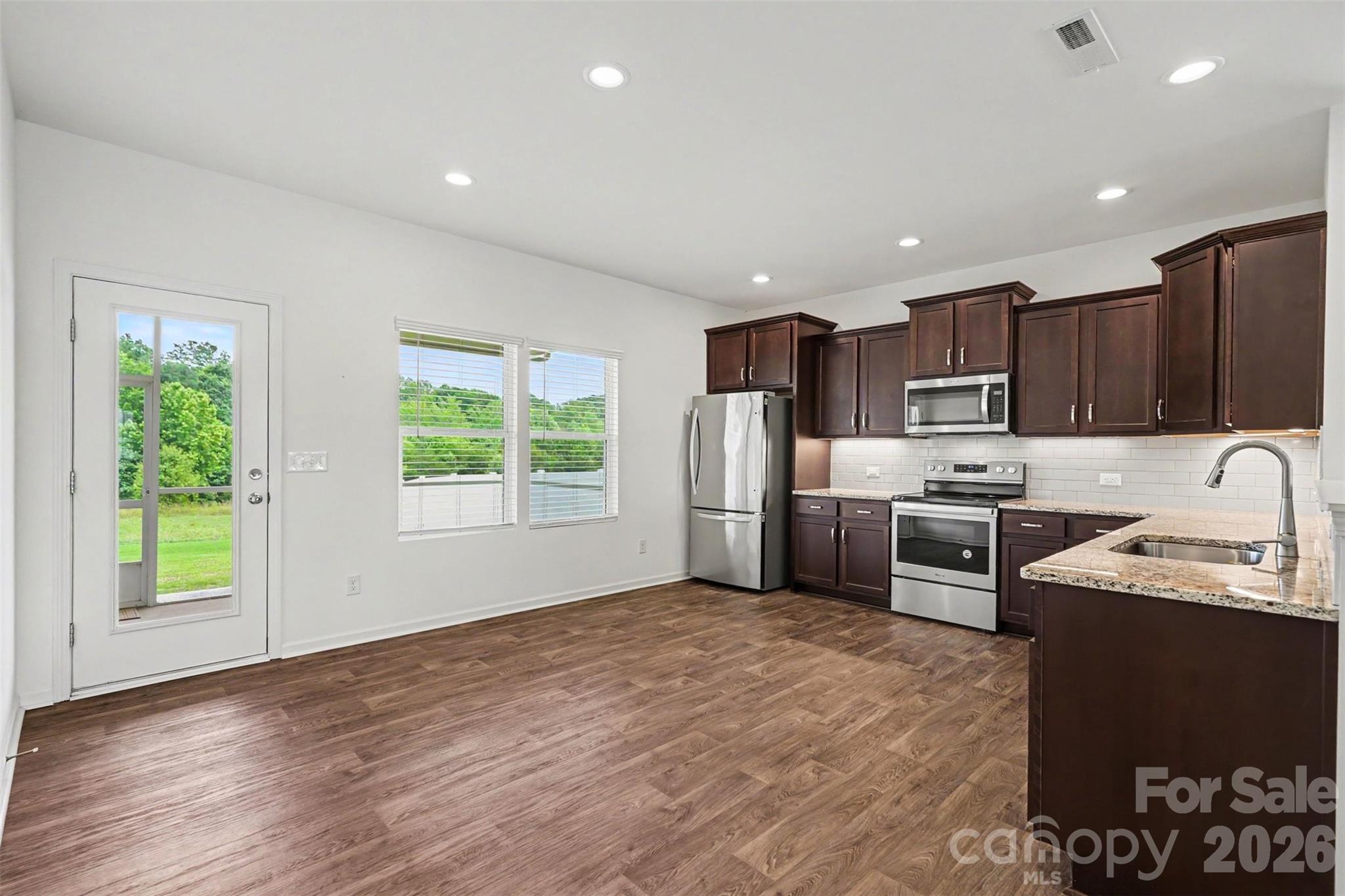 146 Fairfield Drive — Troutman