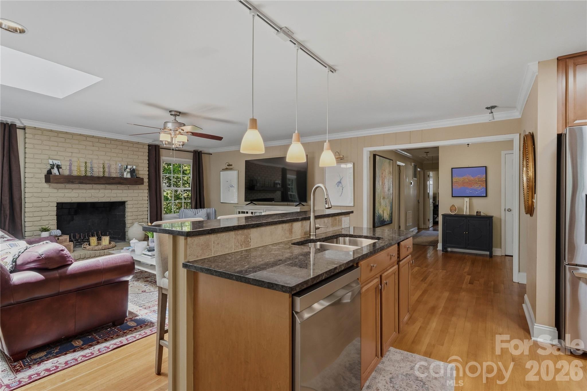 6014 Glenridge Road — Charlotte