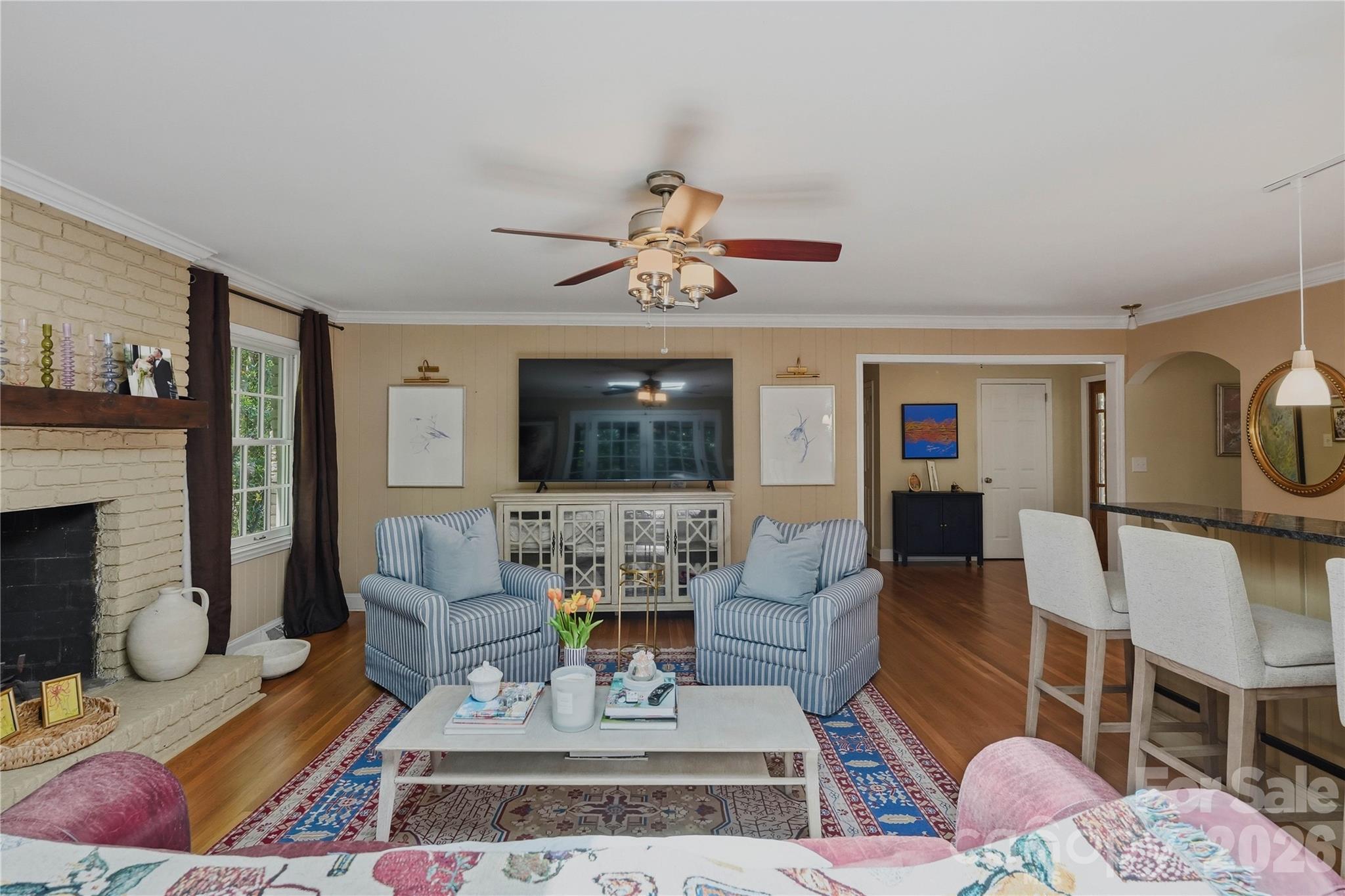 6014 Glenridge Road — Charlotte