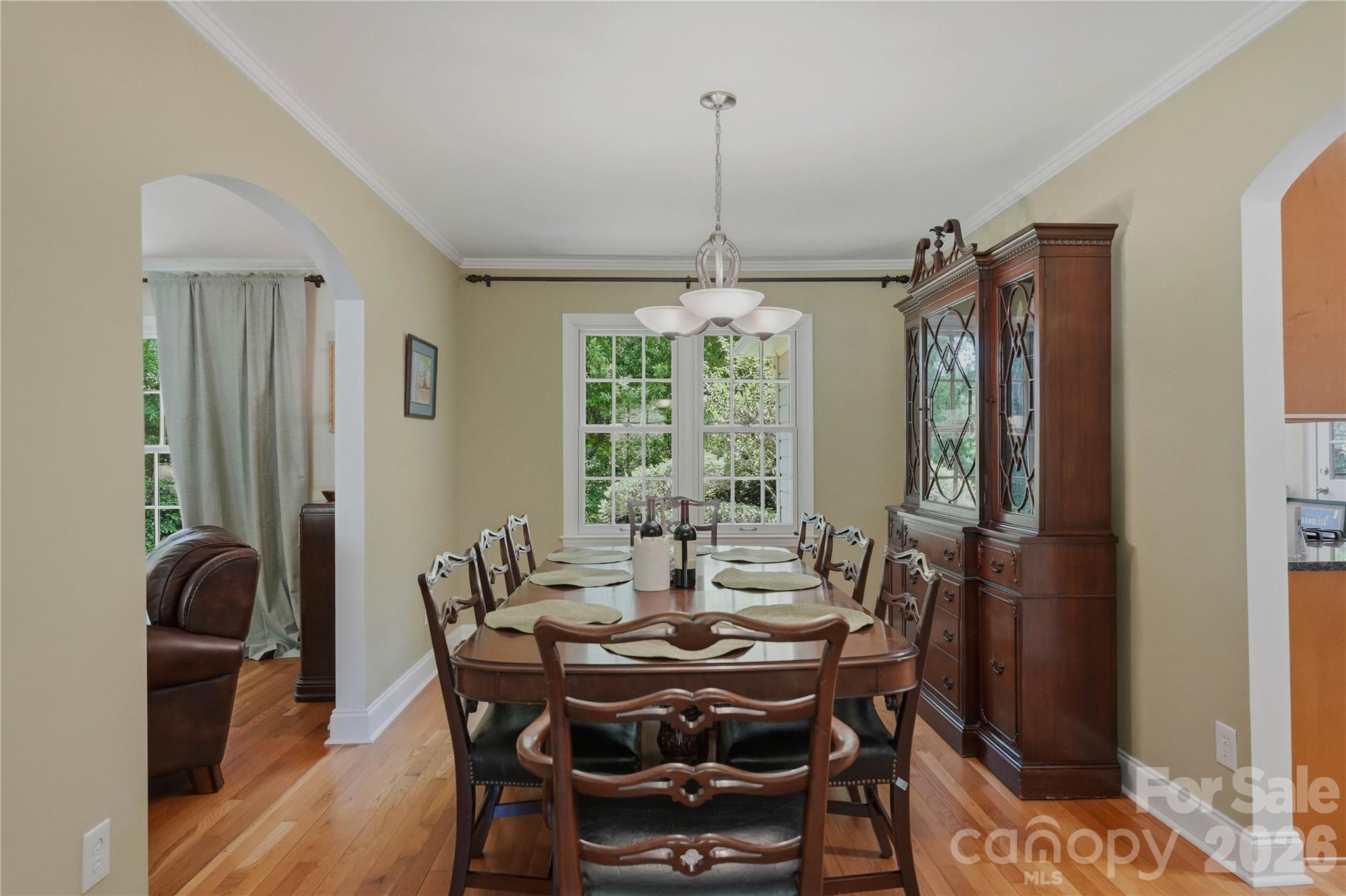 6014 Glenridge Road — Charlotte