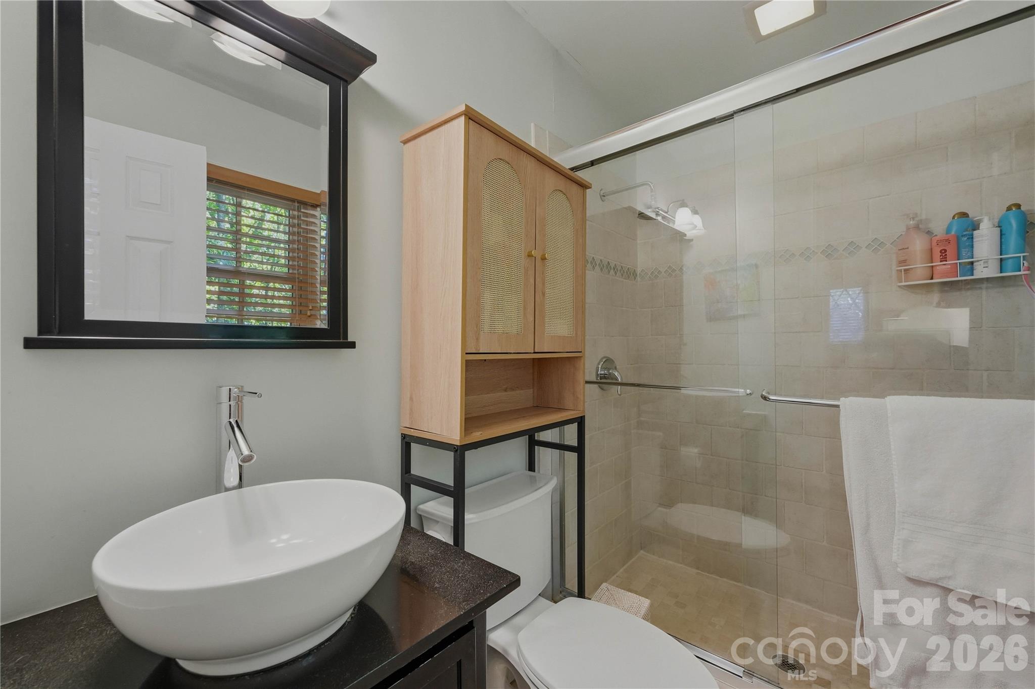 6014 Glenridge Road — Charlotte
