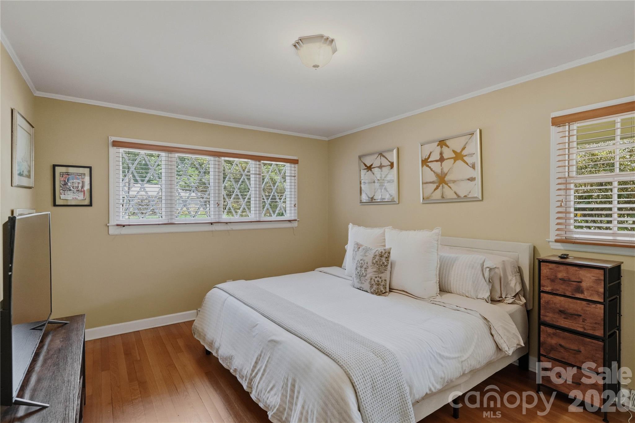 6014 Glenridge Road — Charlotte