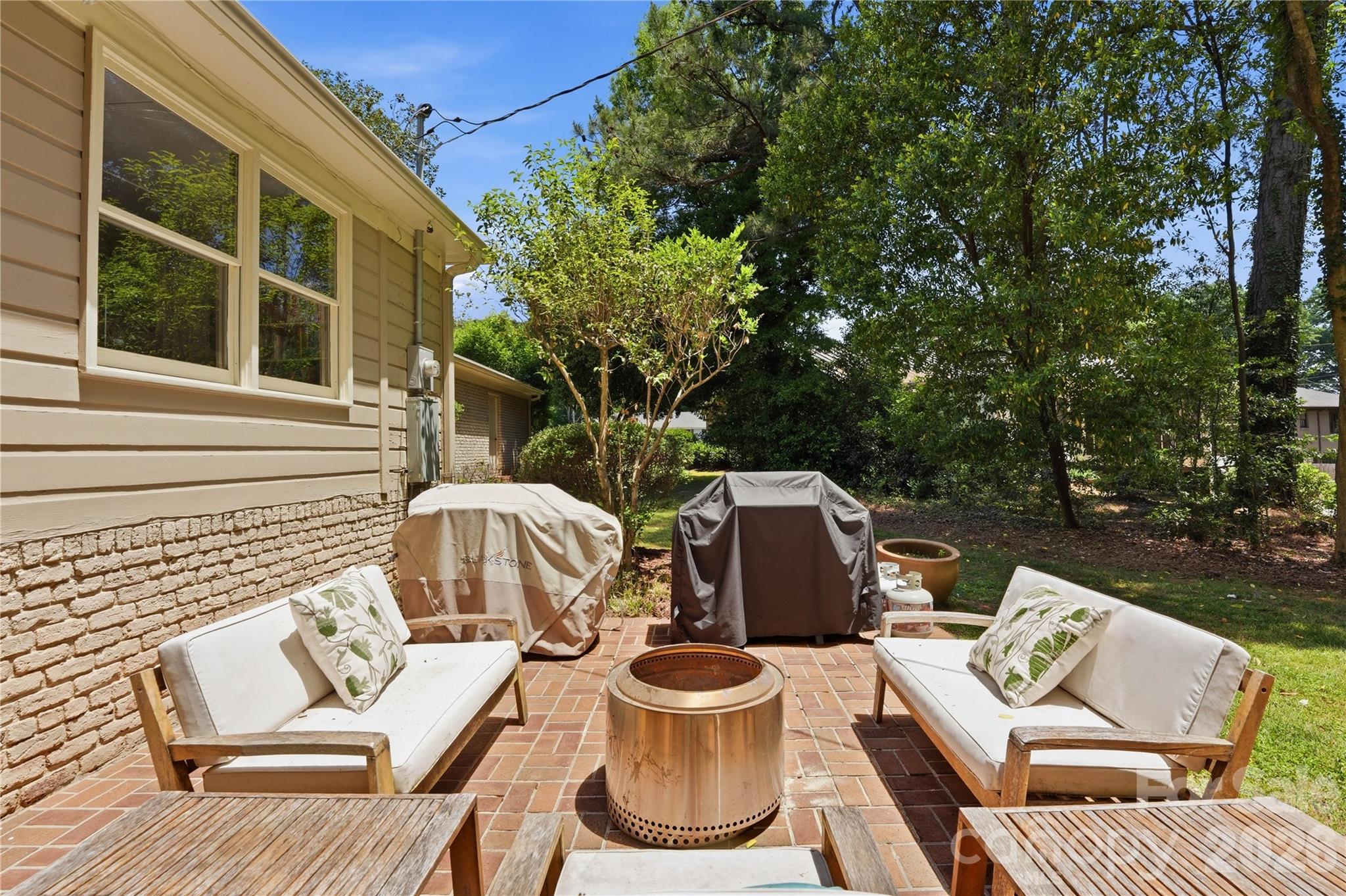 6014 Glenridge Road — Charlotte