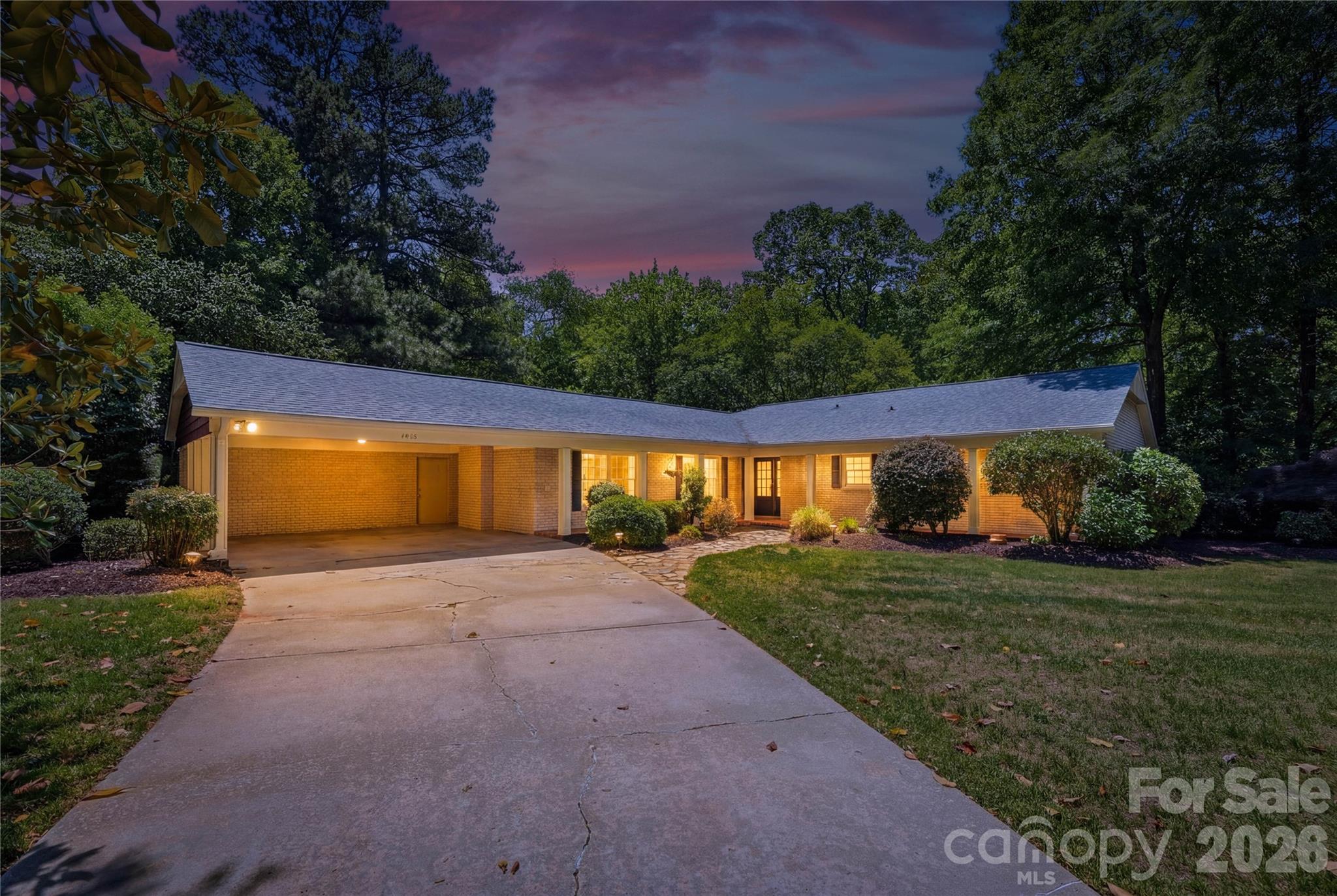 6014 Glenridge Road — Charlotte