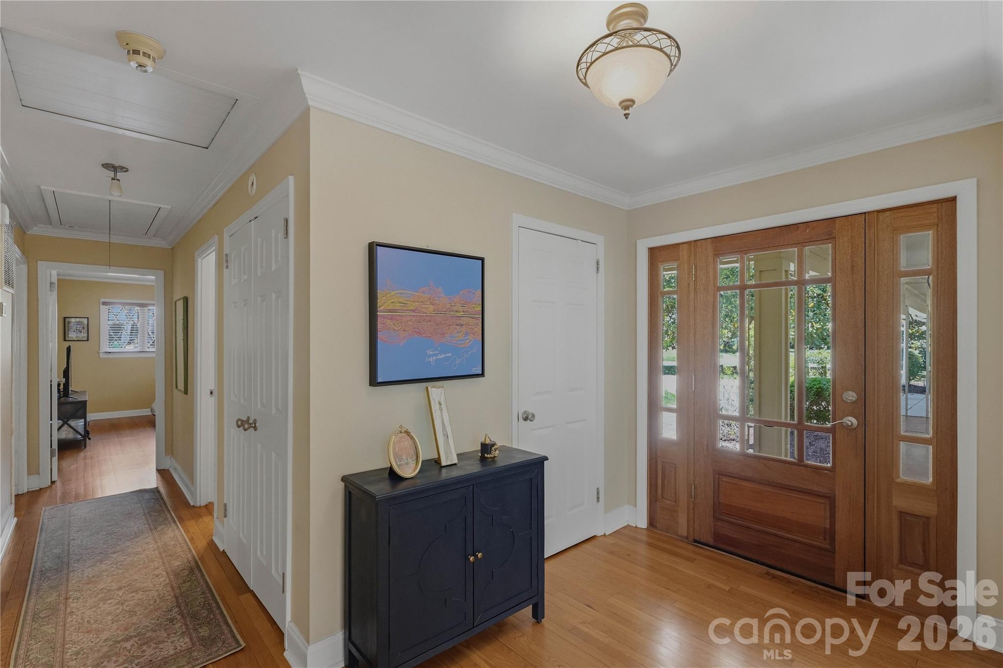 6014 Glenridge Road — Charlotte