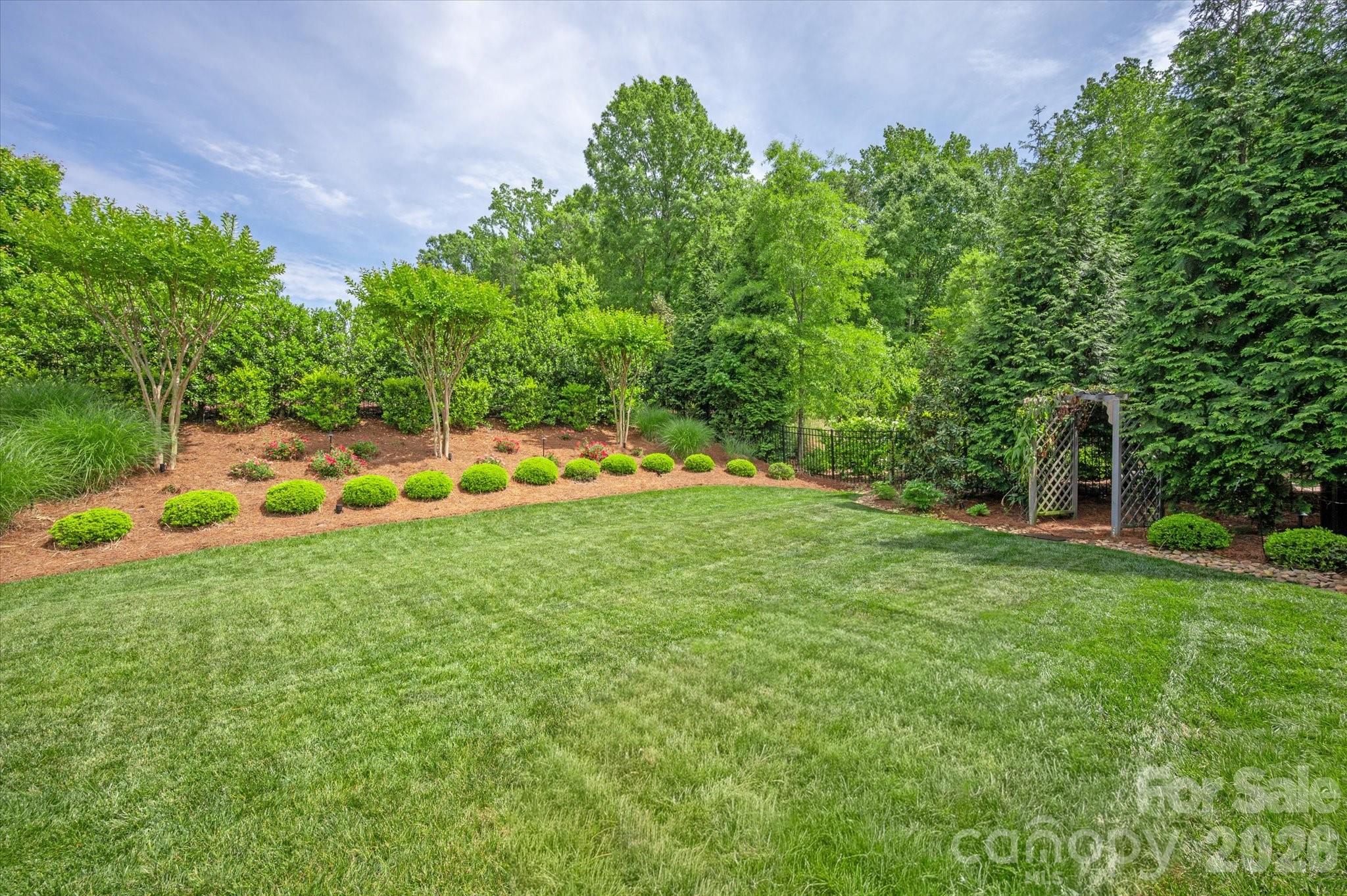 5139 Providence Retreat Lane — Charlotte