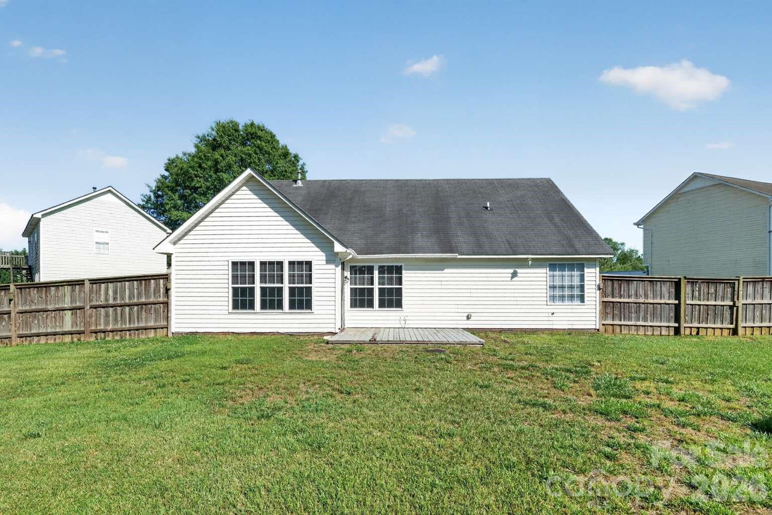 4306 Windjammer Court SW — Concord