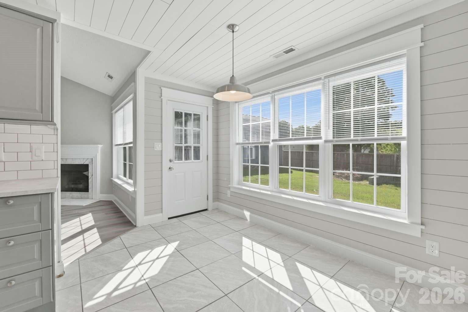 4306 Windjammer Court SW — Concord