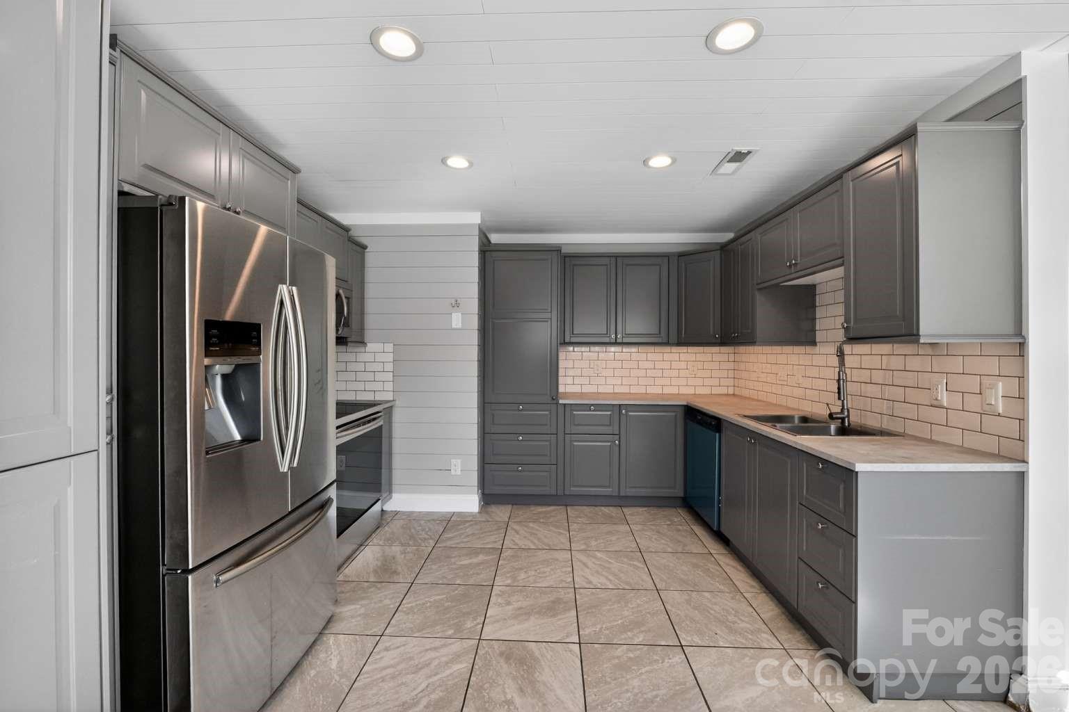 4306 Windjammer Court SW — Concord