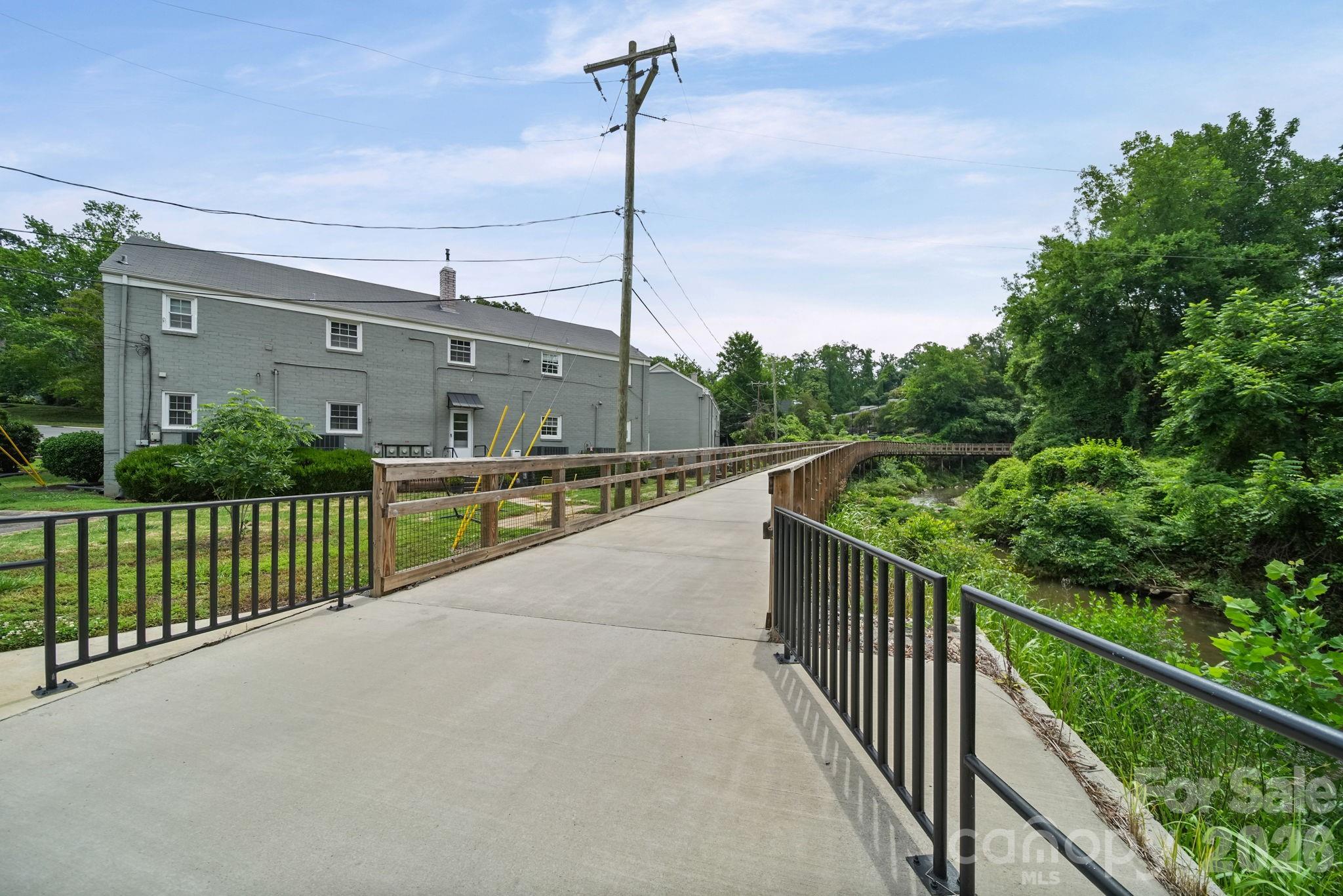 241 Wakefield Drive #C — Charlotte