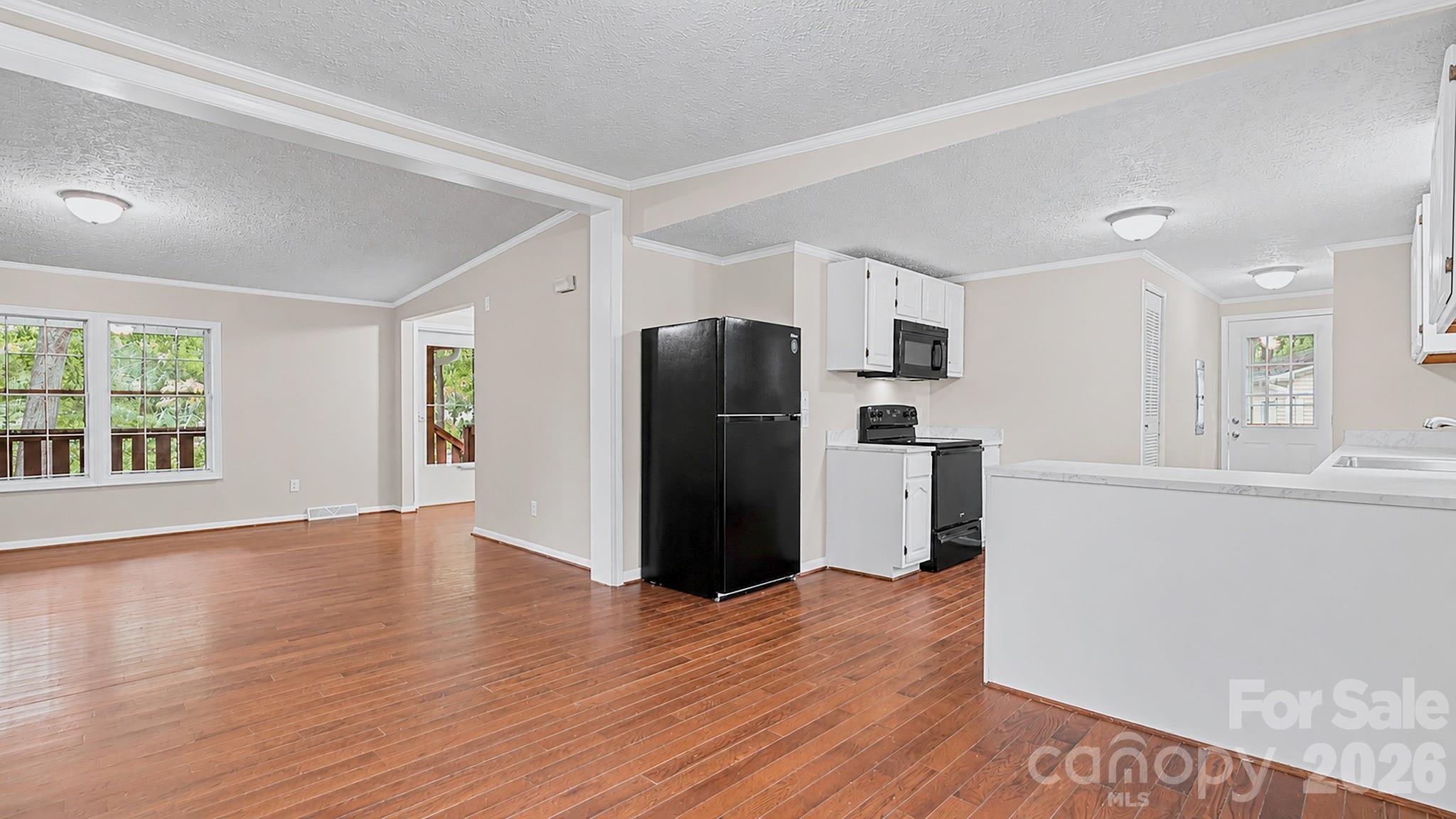 103 Thunder Road — China Grove