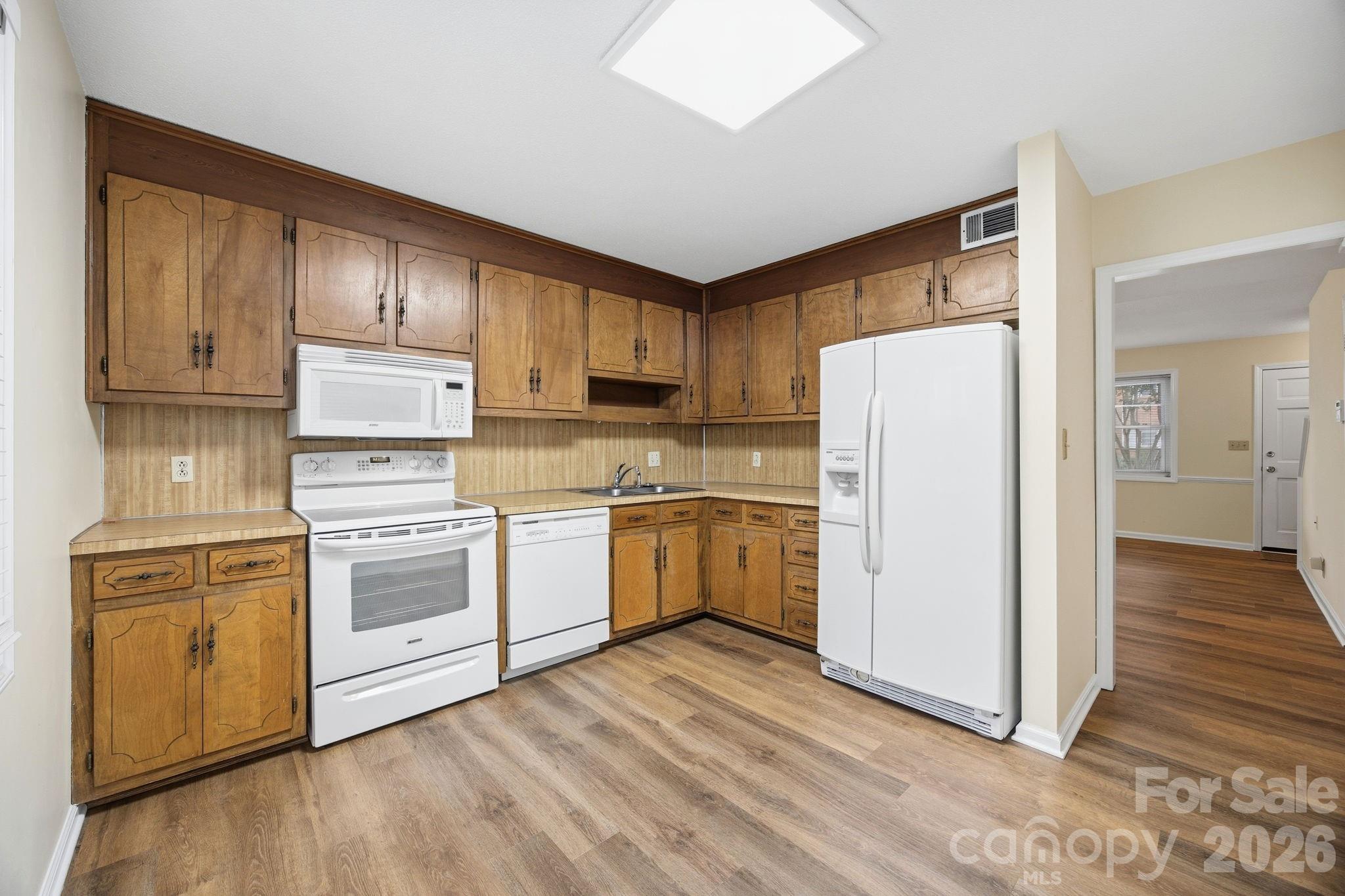 1300 Larchmont Place #411 — Salisbury