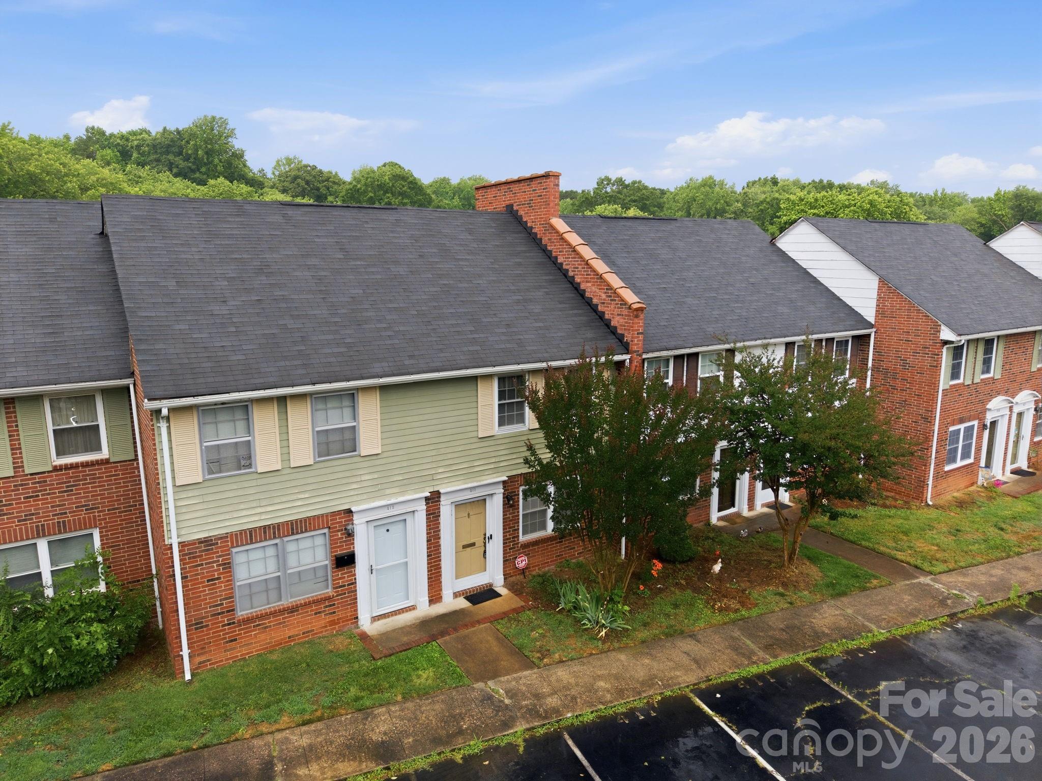 1300 Larchmont Place #411 — Salisbury
