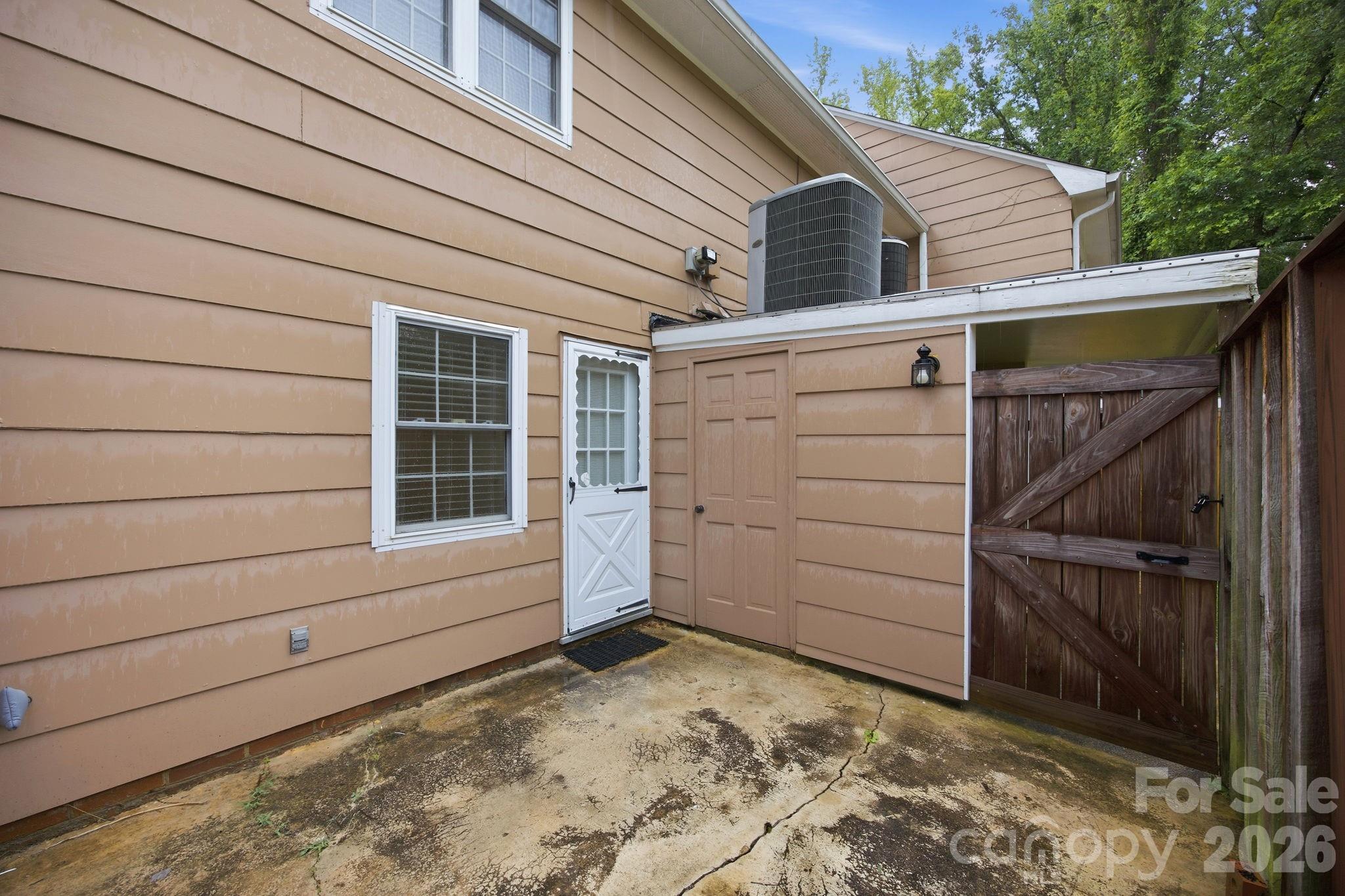 1300 Larchmont Place #411 — Salisbury