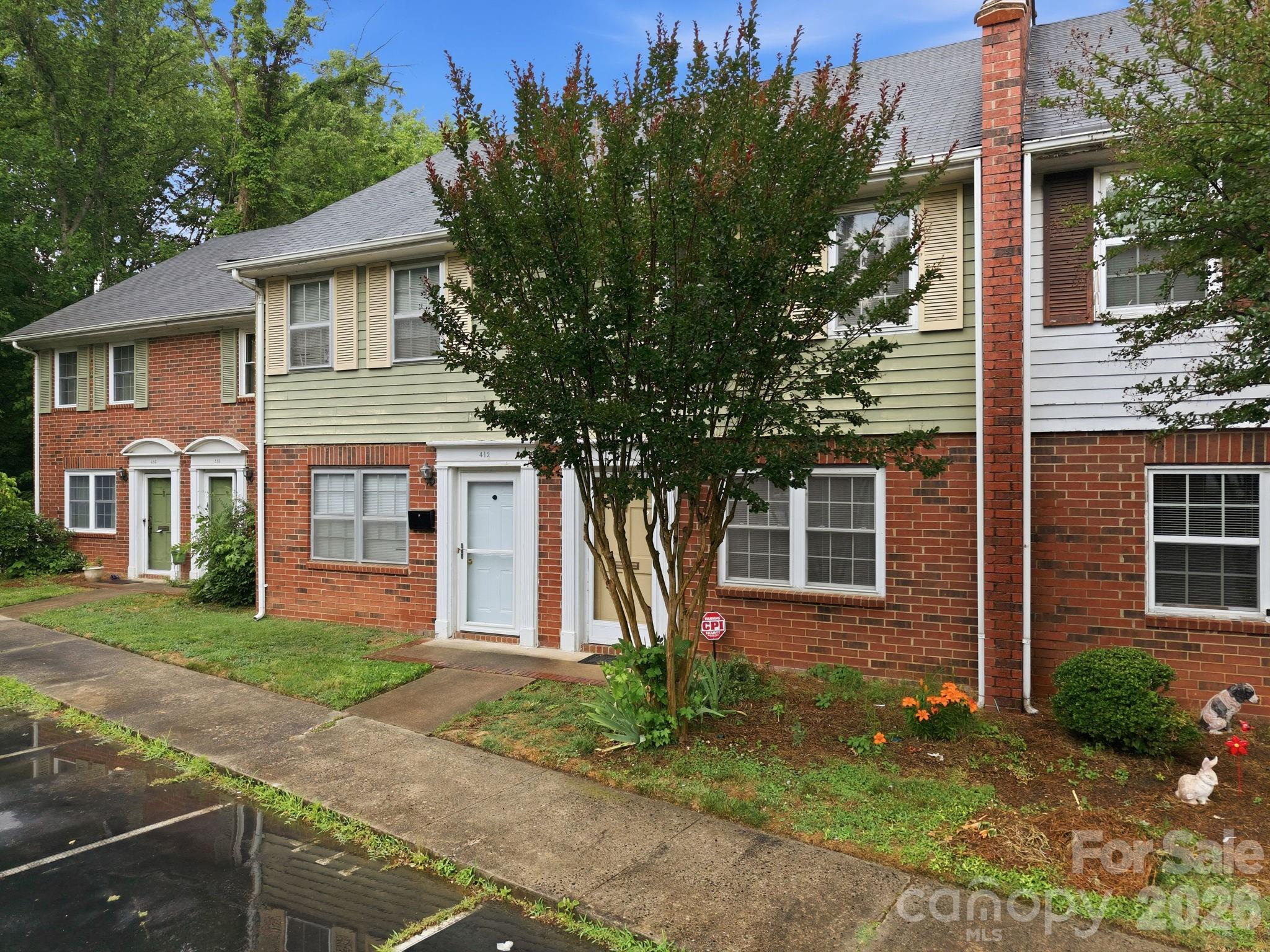 1300 Larchmont Place #411 — Salisbury