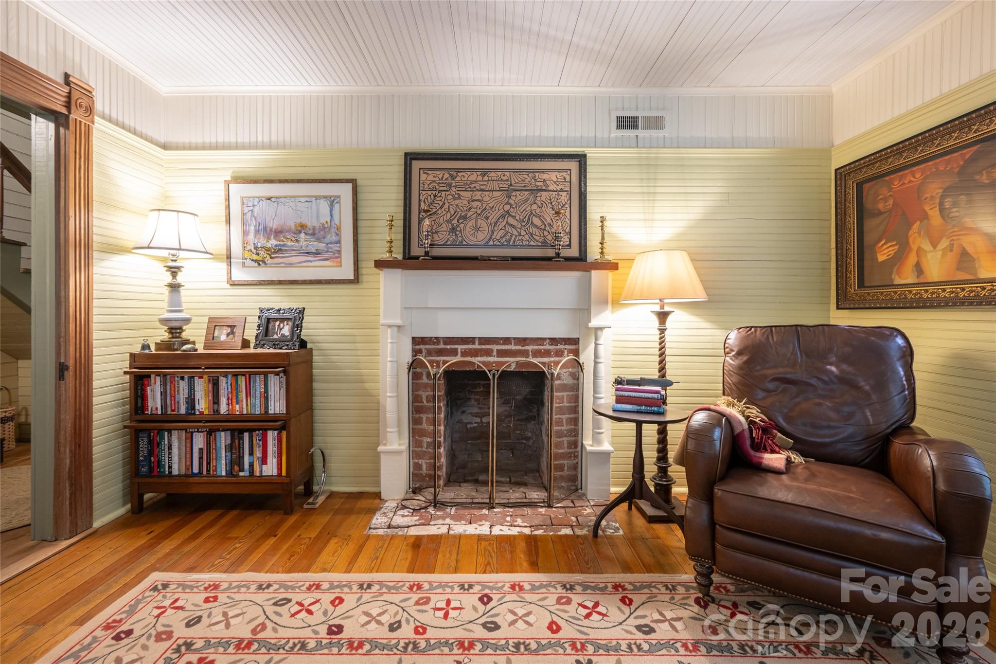 741 Morrow Branch Road — Leicester