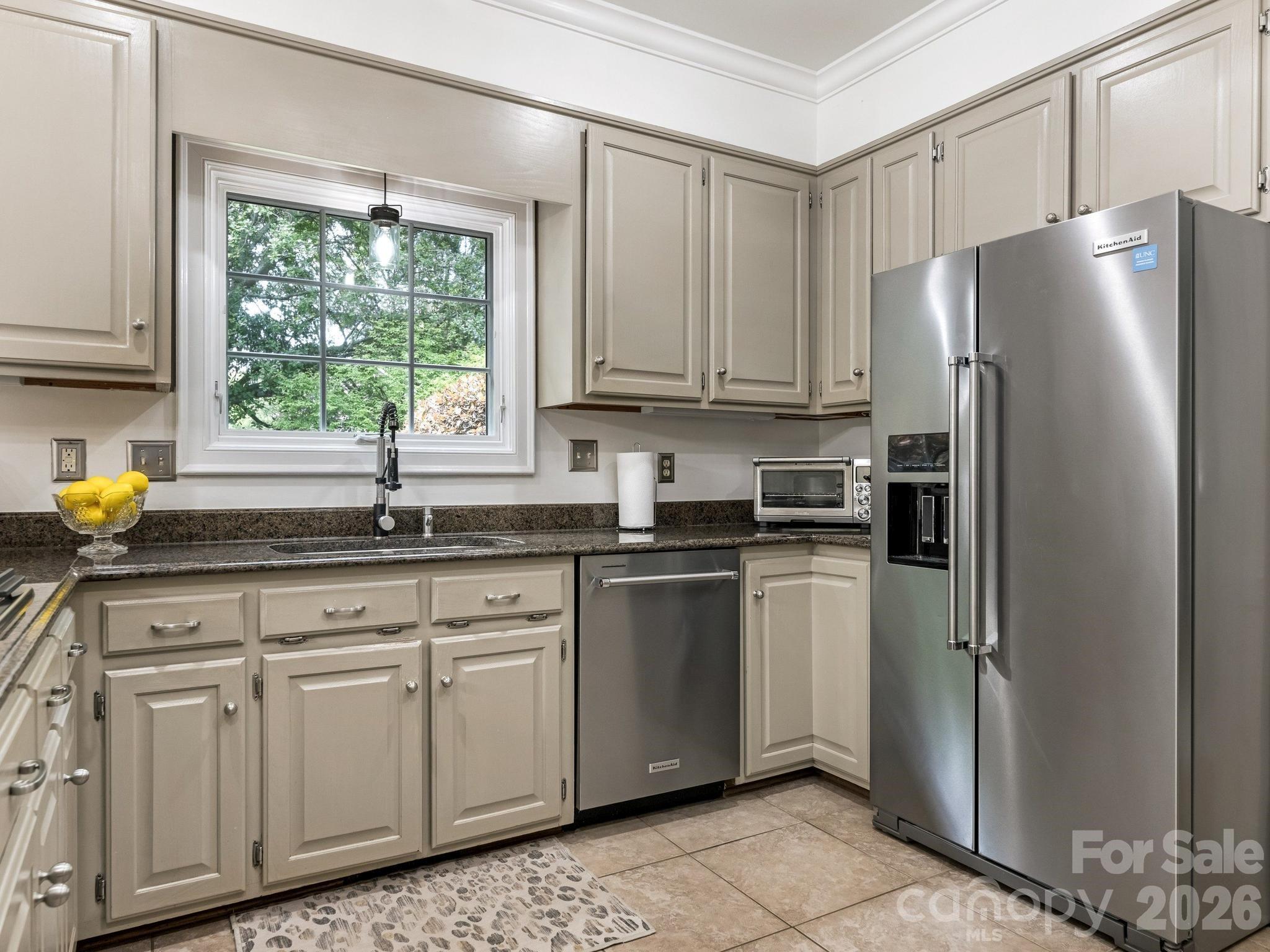 9627 Penshurst Trace — Charlotte