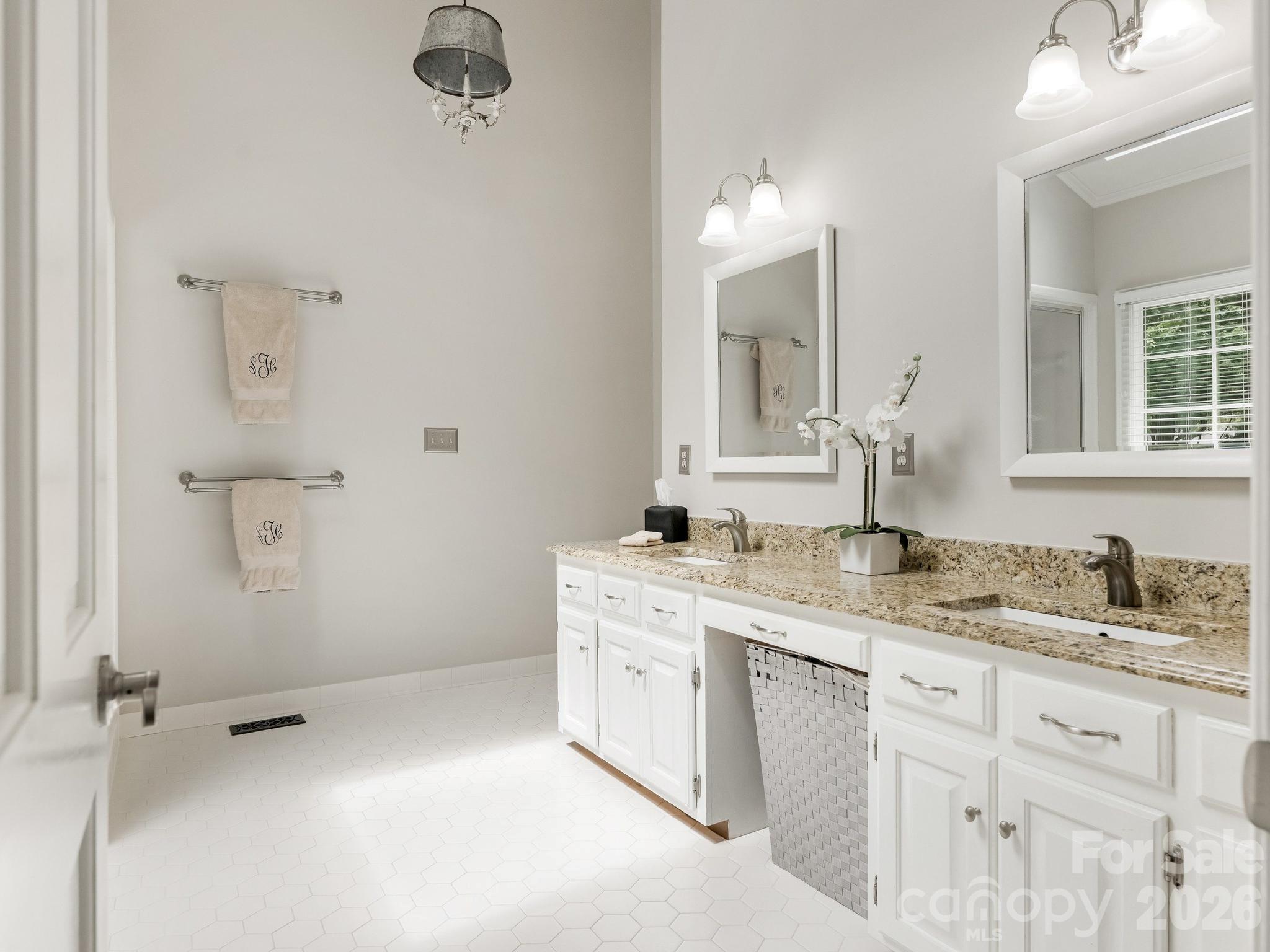 9627 Penshurst Trace — Charlotte